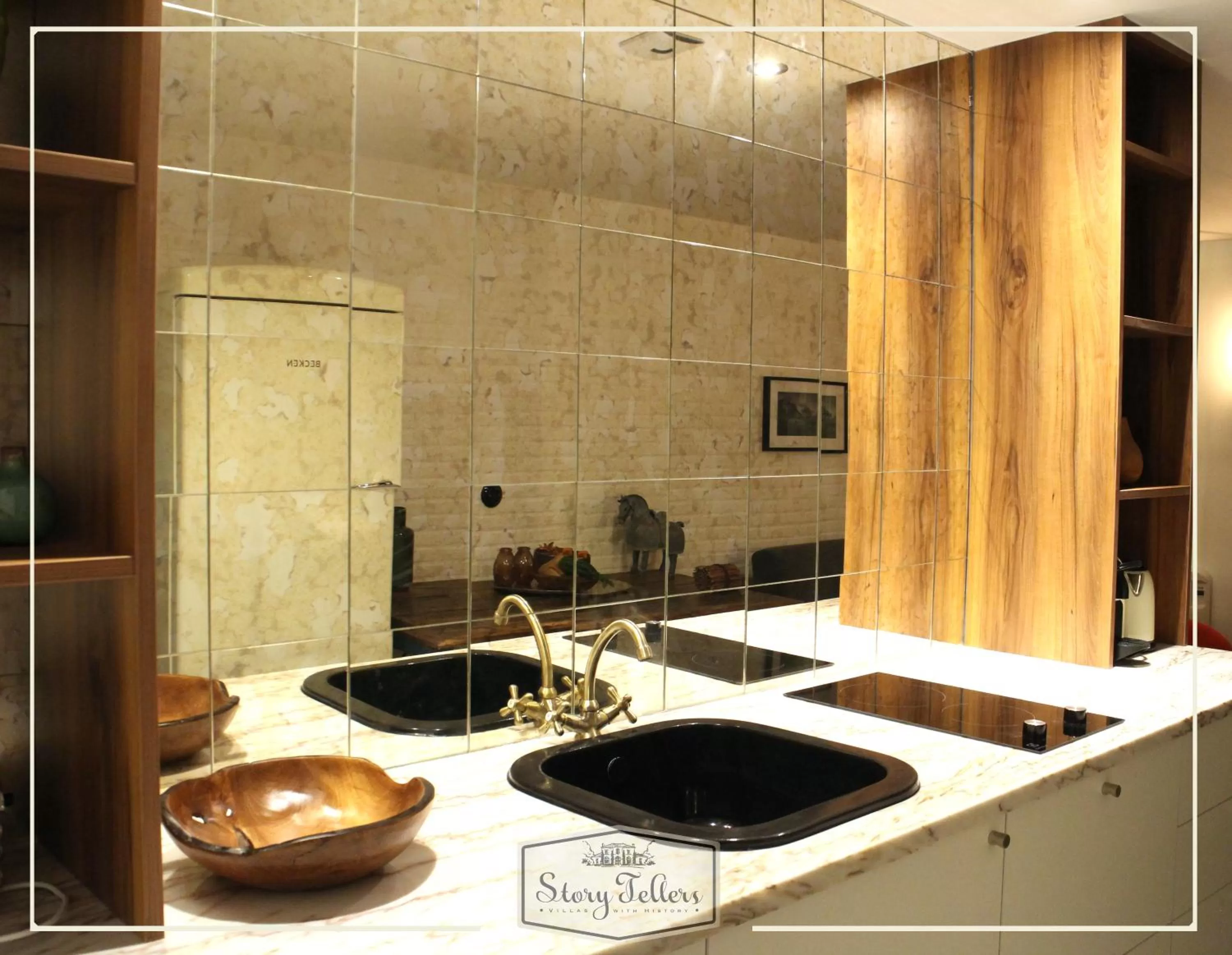 Kitchen or kitchenette in Storytellers Villas