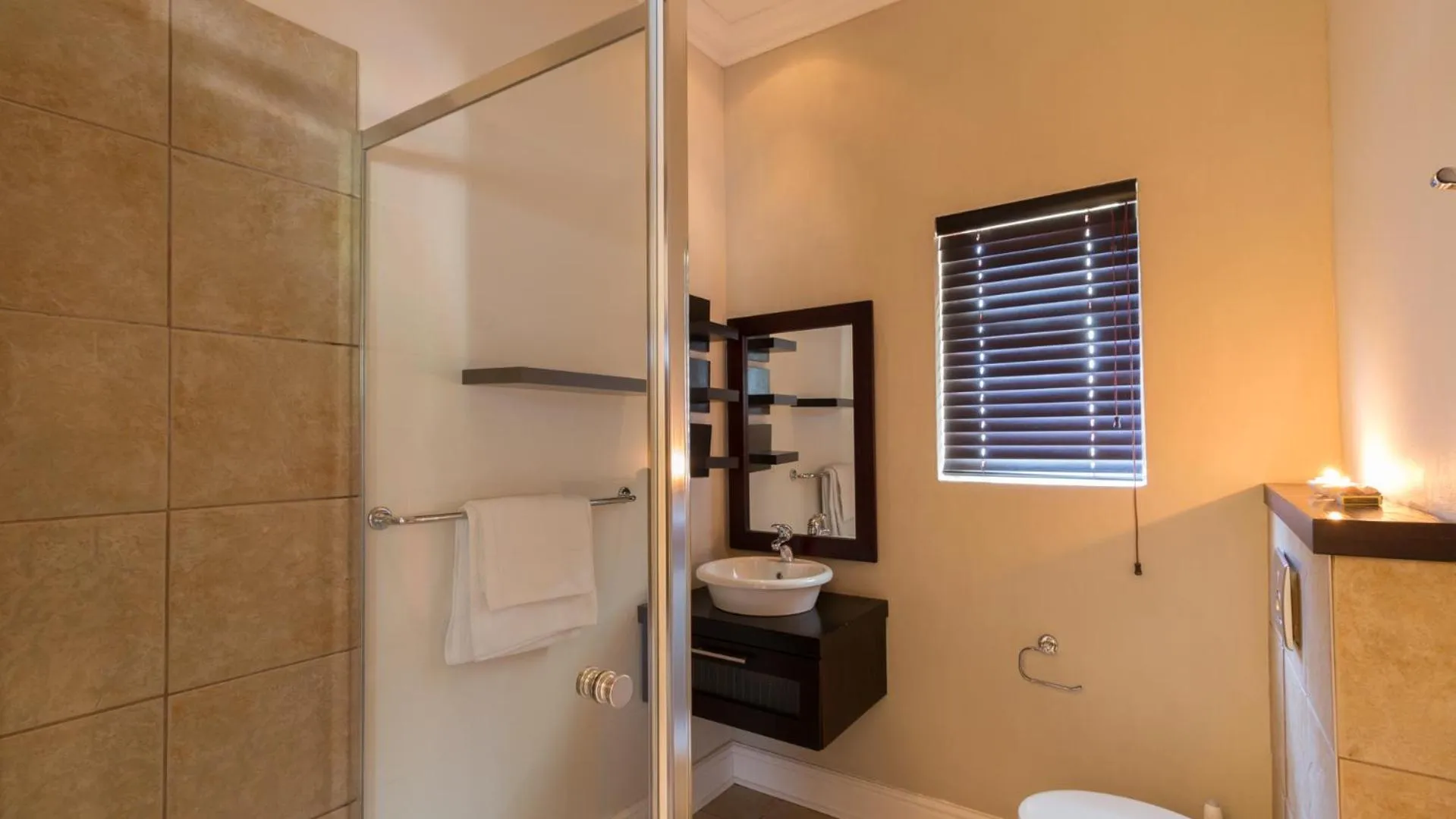 Bathroom in Manor 38