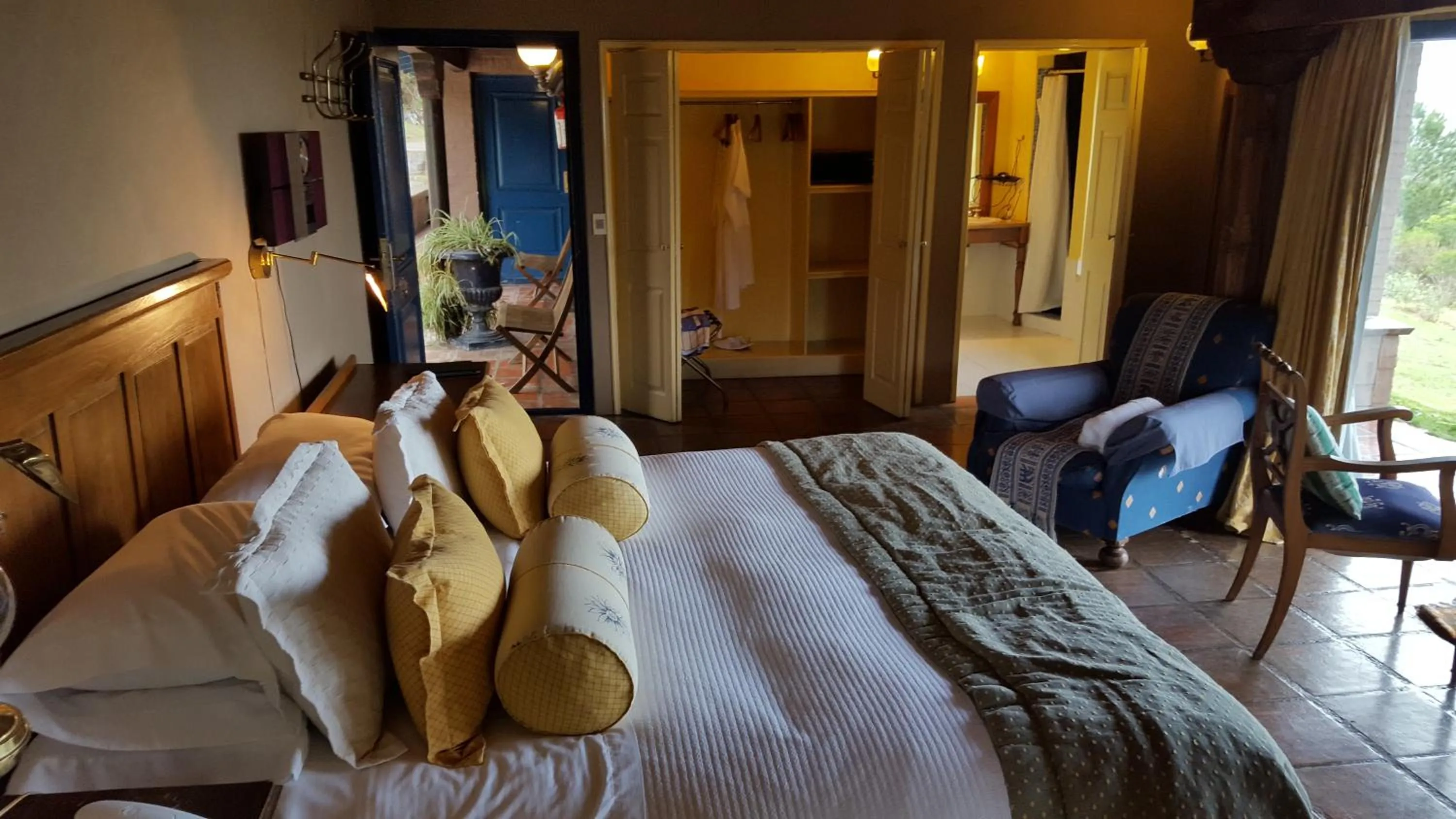 Bed in Las Cumbres Hotel