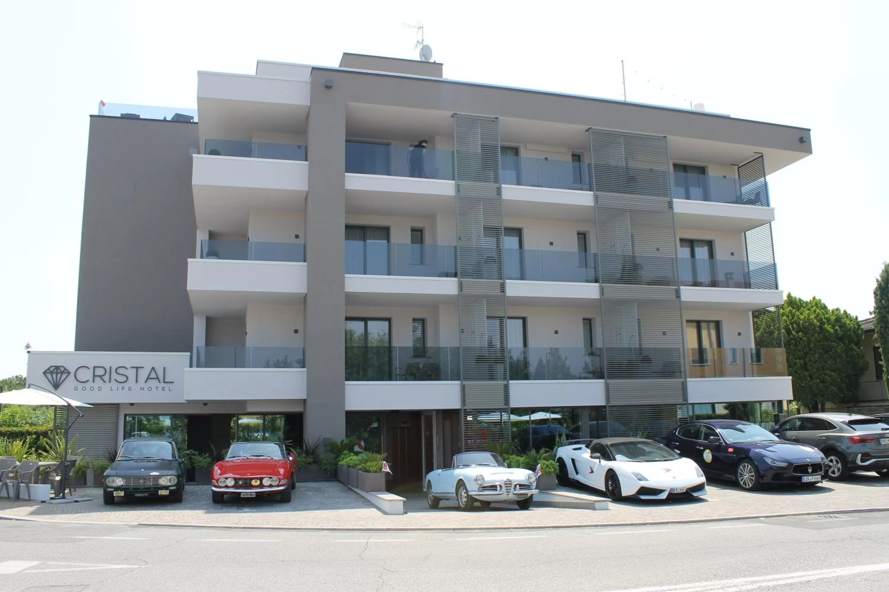 Property building in Hotel Cristal