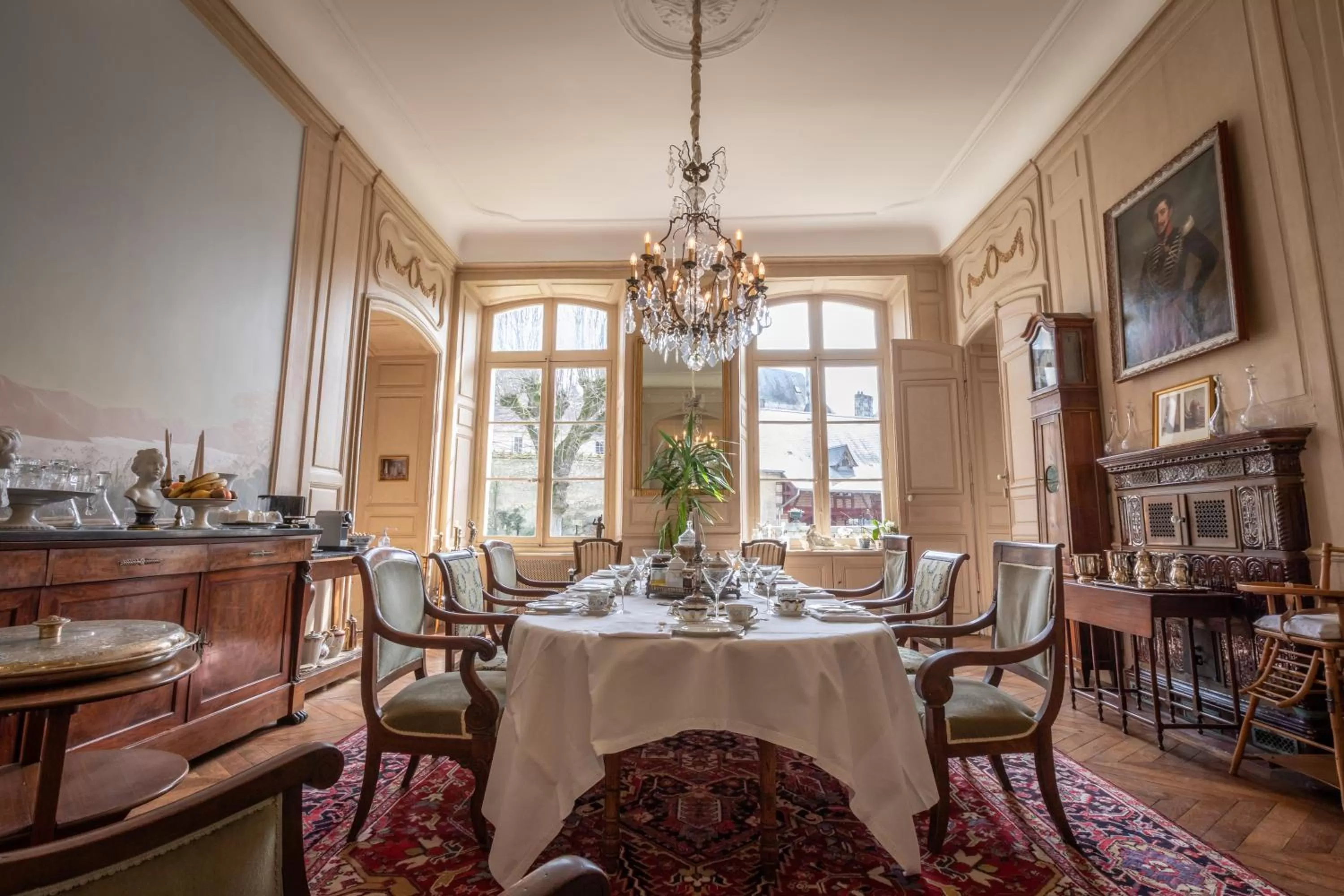 Restaurant/Places to Eat in L'Hotel de Panette, Un exceptionnel château en ville - Chambres historiques, parking - Petit Déjeuner offert