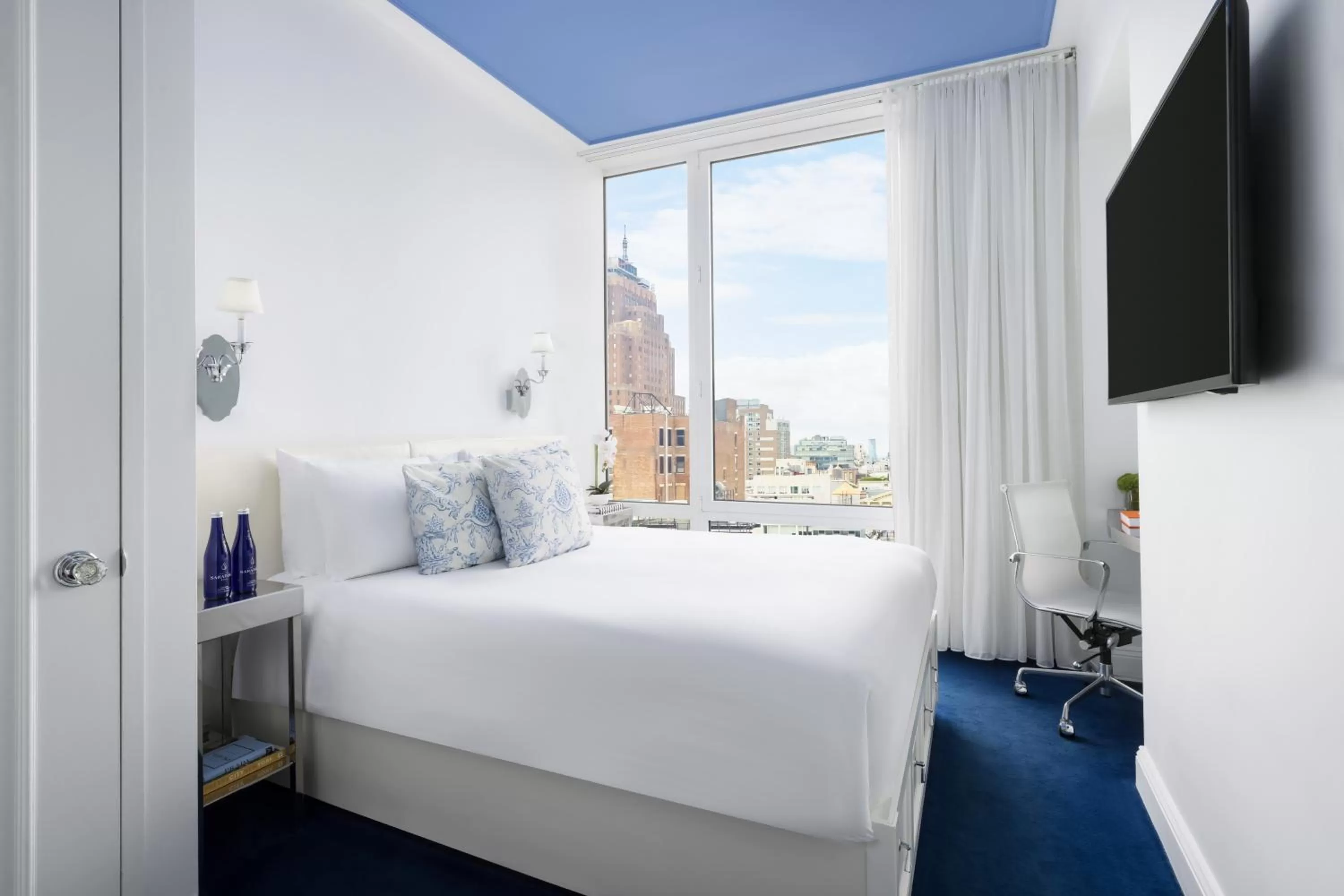 Bedroom, Bed in NoMo SoHo