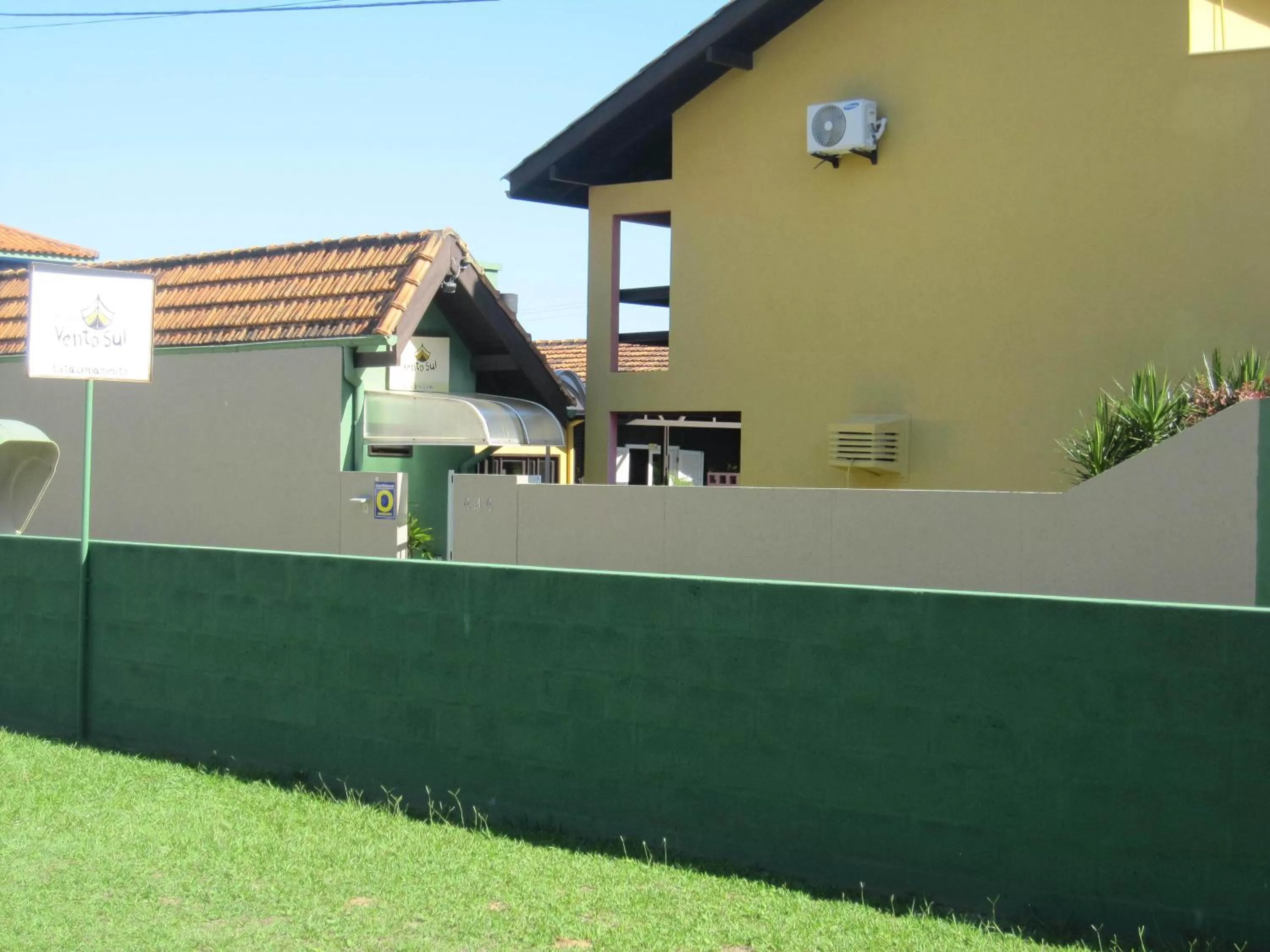 Facade/entrance, Property Building in Pousada Vento Sul
