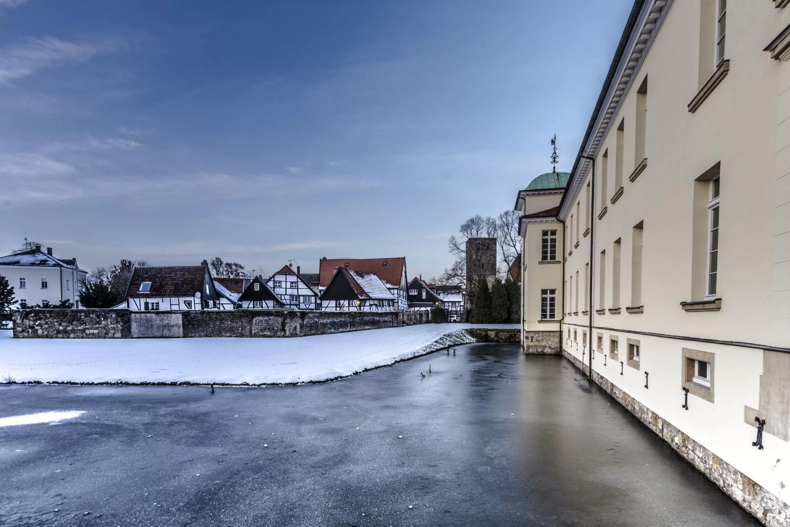 Facade/entrance in Schlosshotel Westerholt