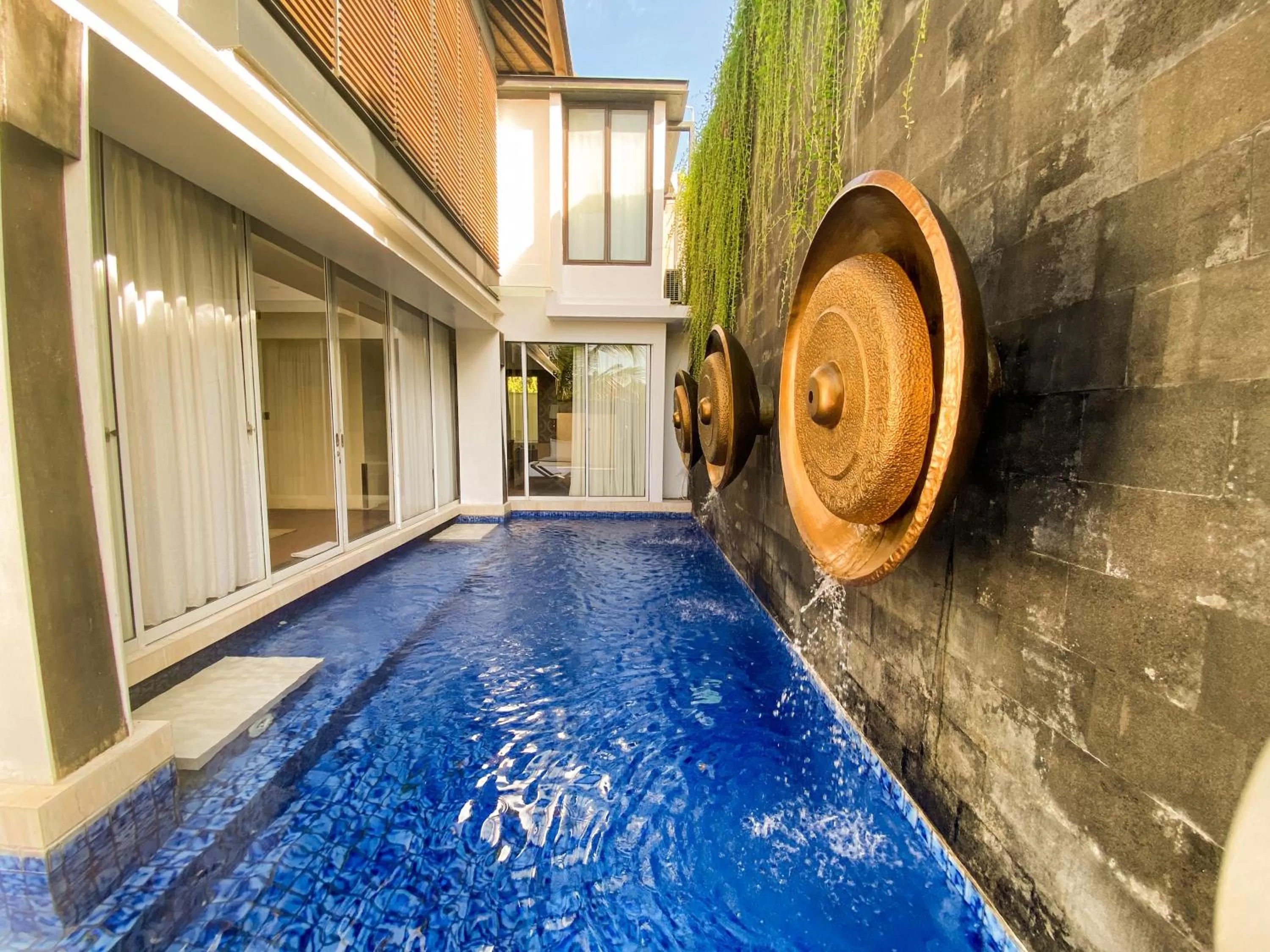 Swimming pool in Puri Hiromi Boutique Residence