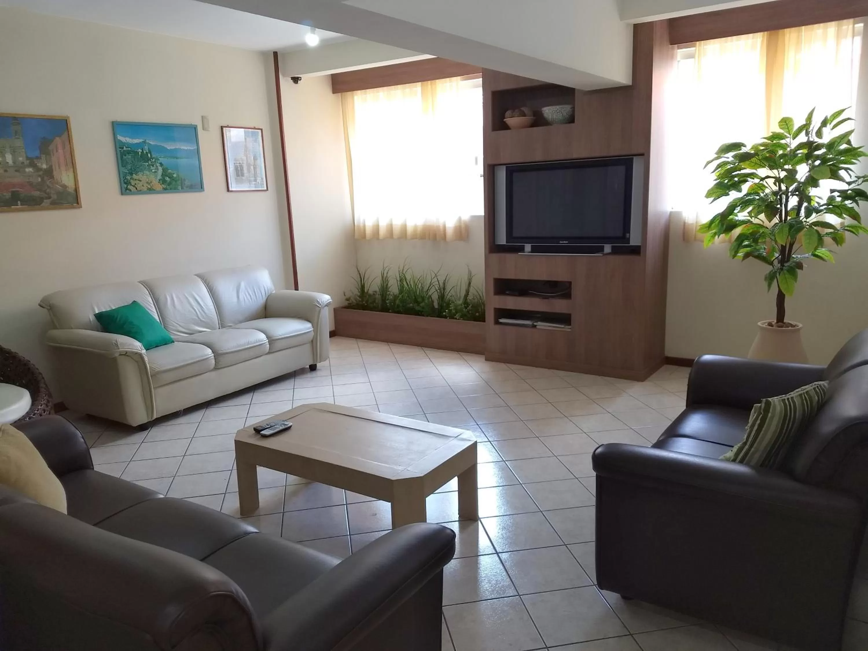 Communal lounge/ TV room, Seating Area in Ilhamar Canas Hotel