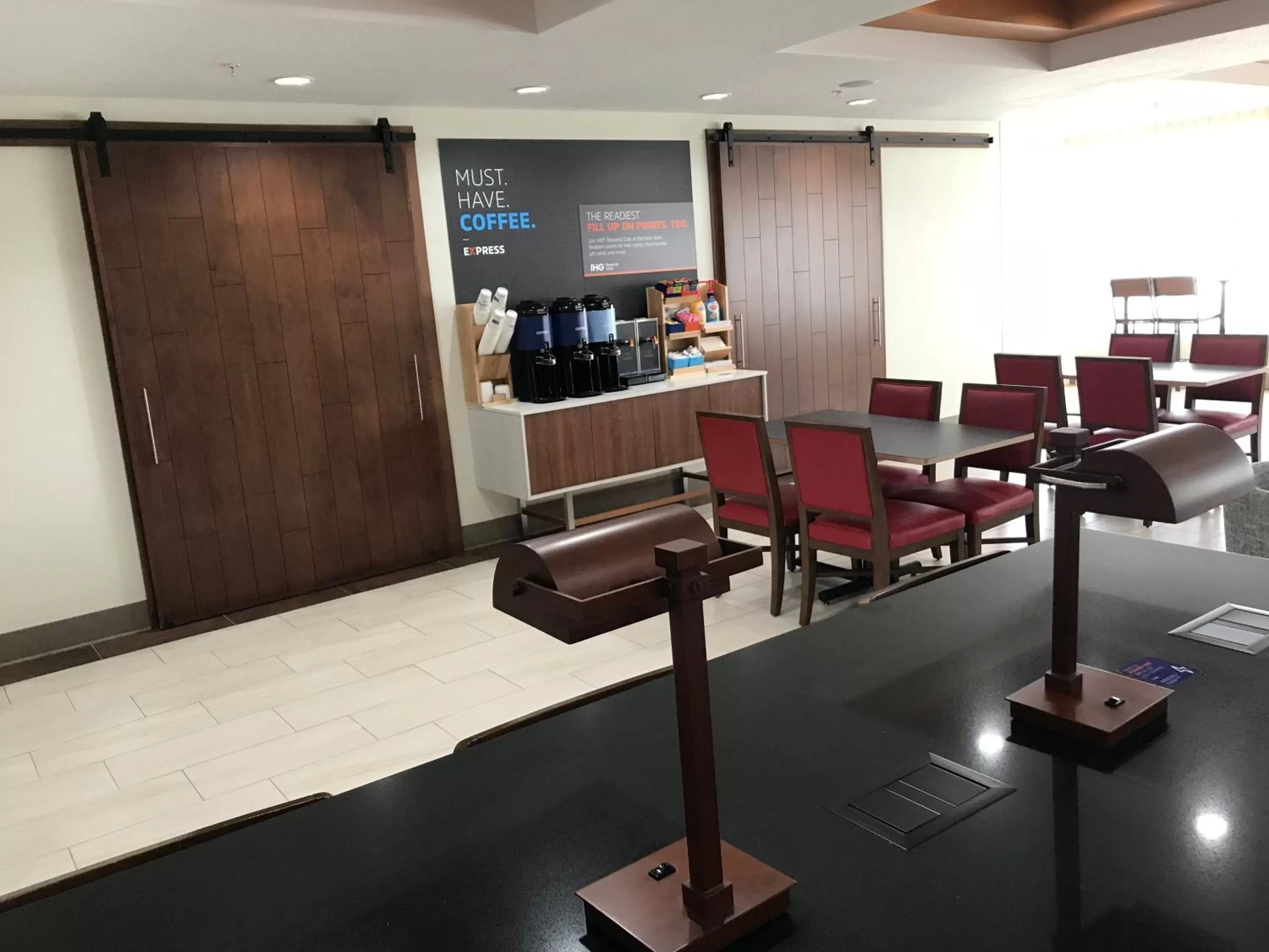 Breakfast in Holiday Inn Express Orlando - South Davenport by IHG