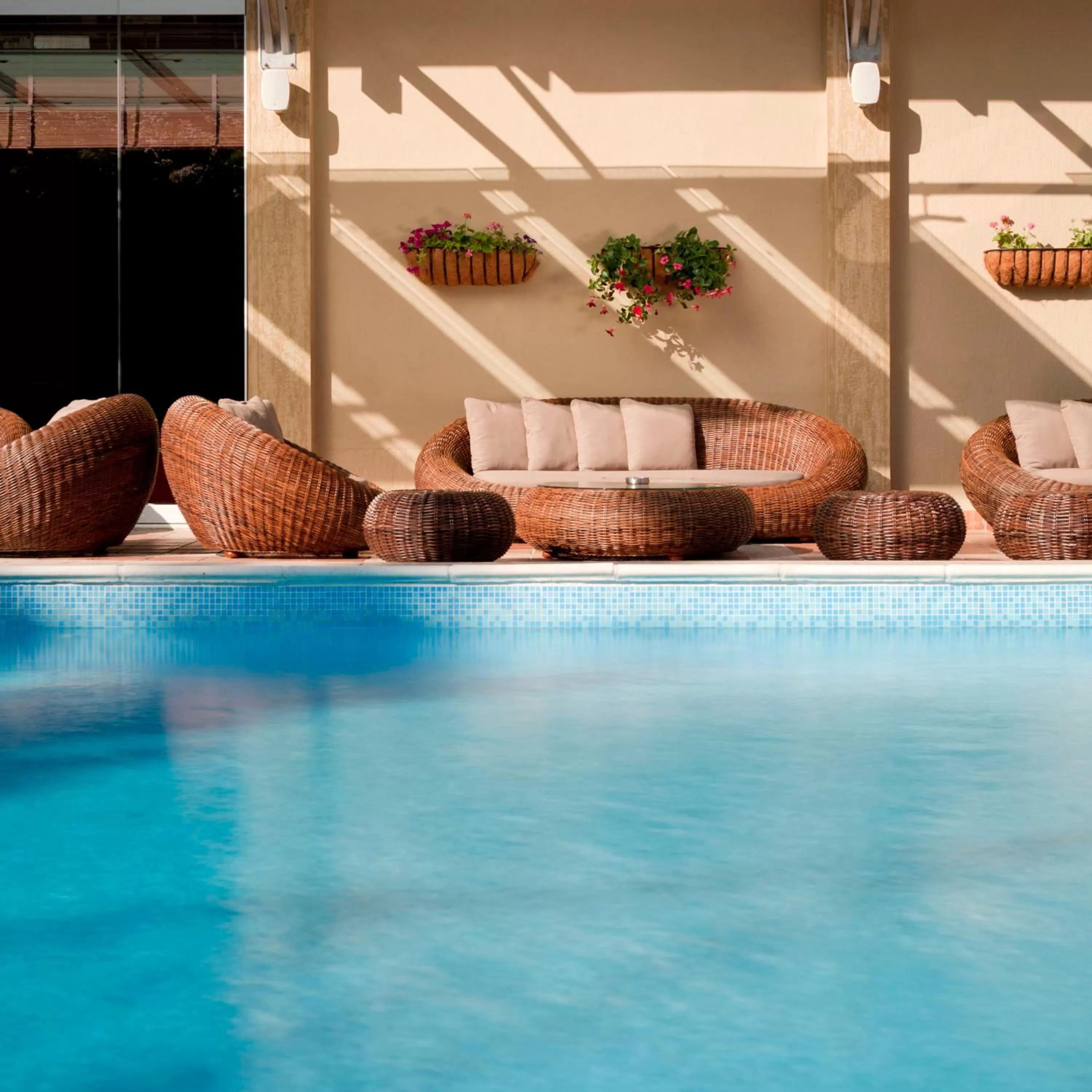 Swimming pool in Congo Palace