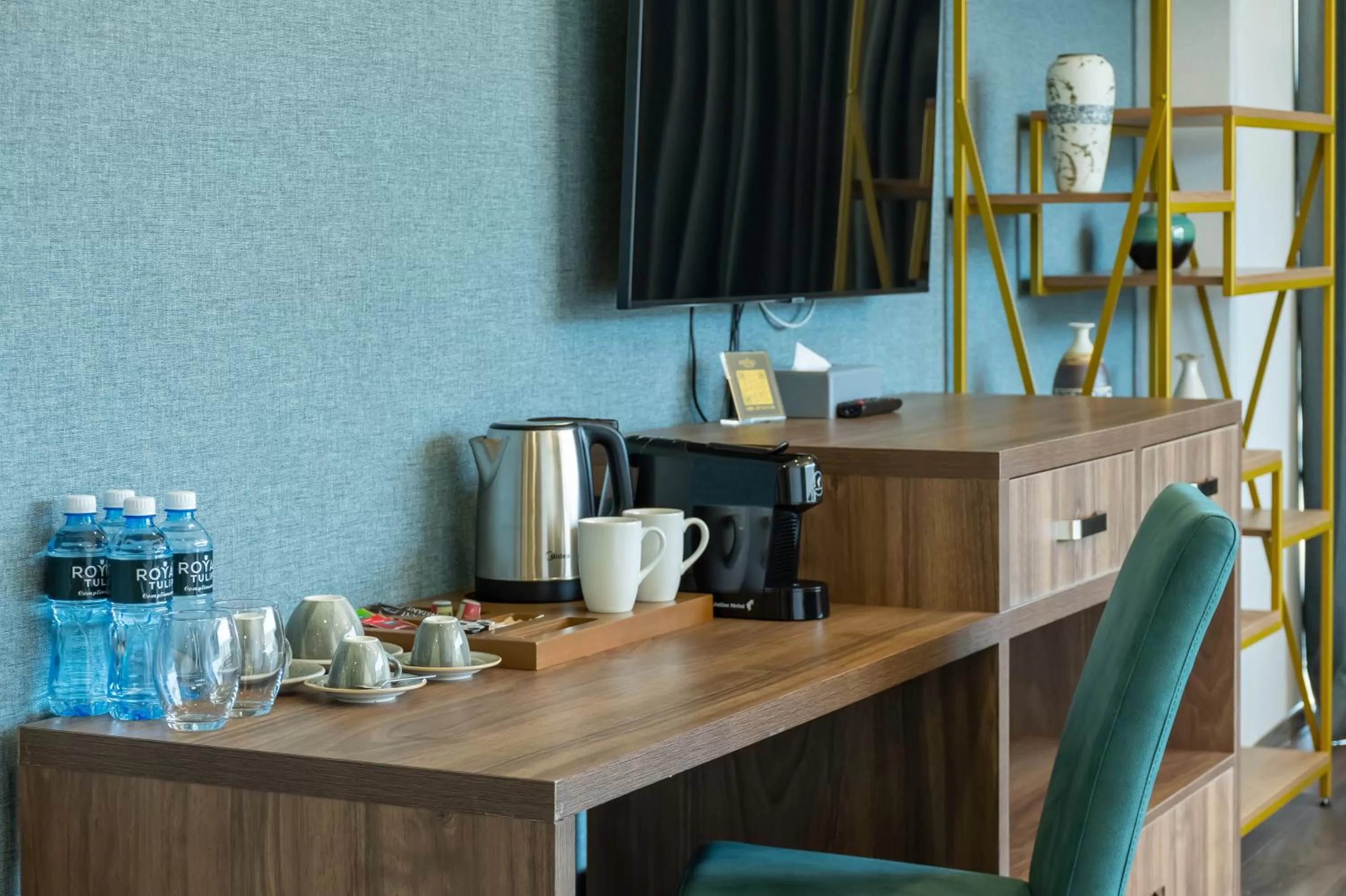 Coffee/tea facilities in Royal Tulip Hotel & Casino, Tbilisi