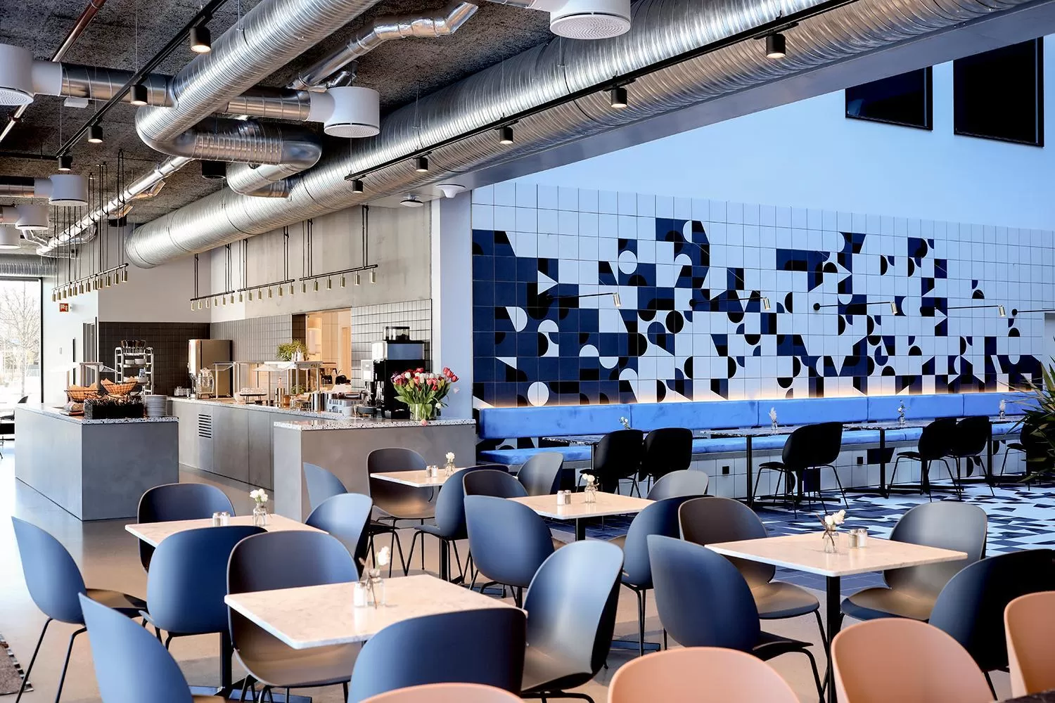 Lounge or bar in Comfort Hotel Porsgrunn