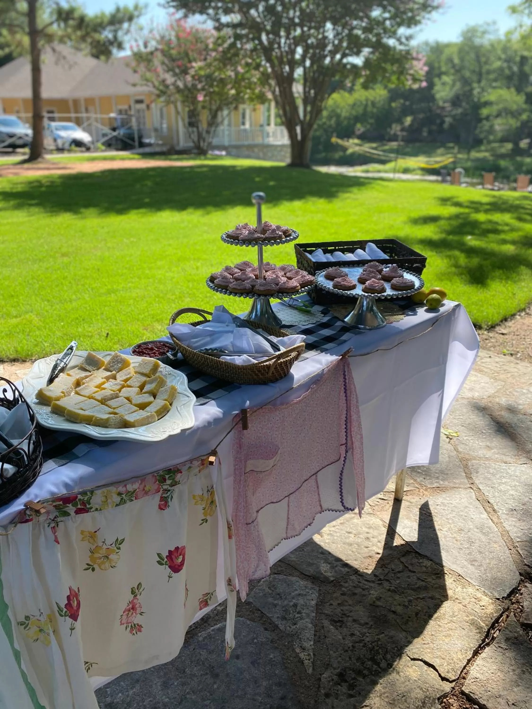 Food in Inn On The River