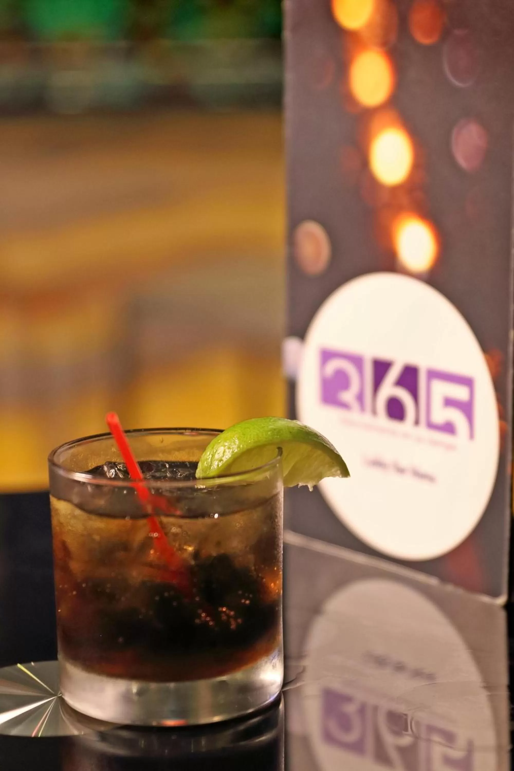 Lounge or bar in Novotel Panama City