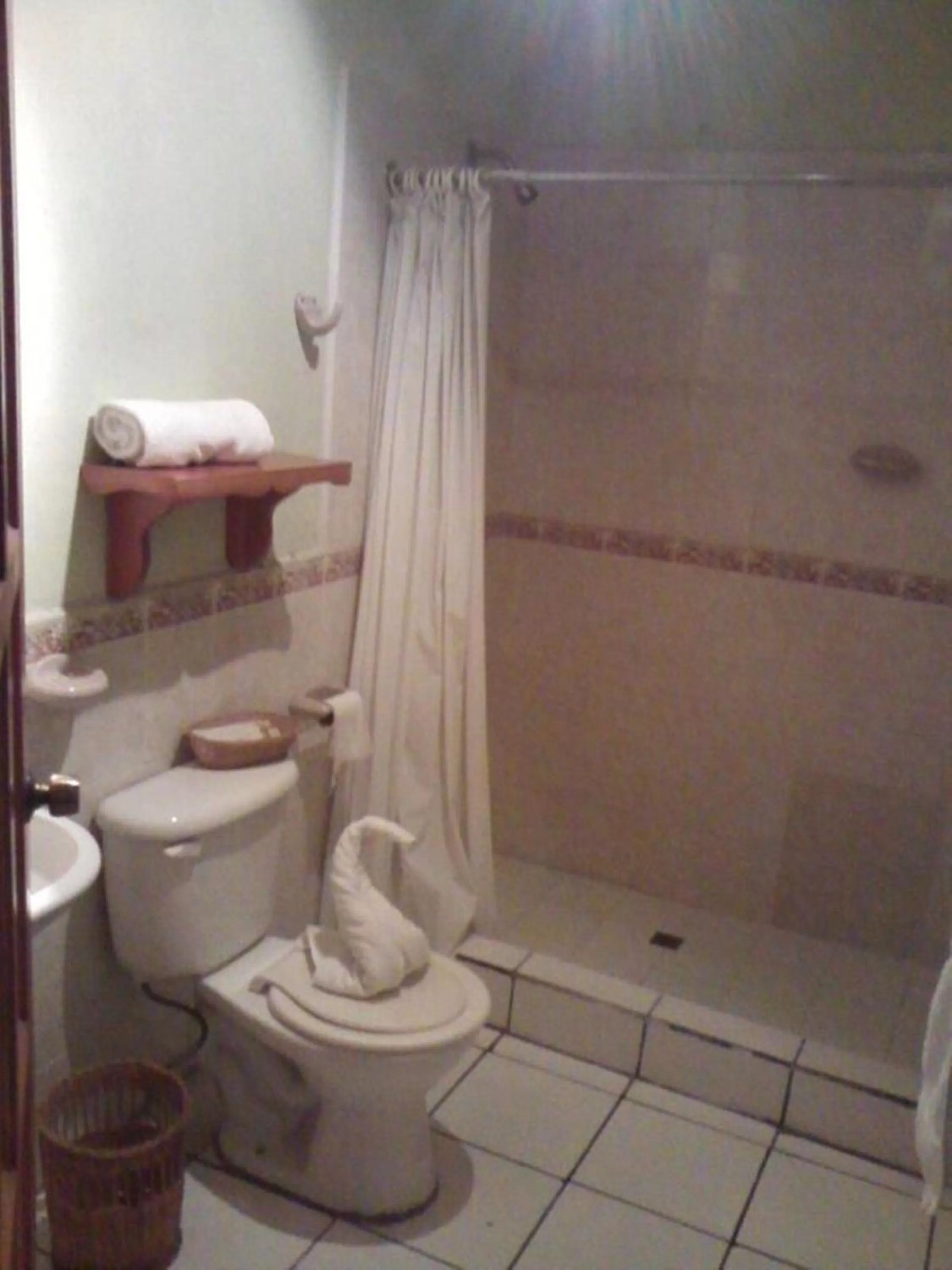 Bathroom in Nakum Hotel