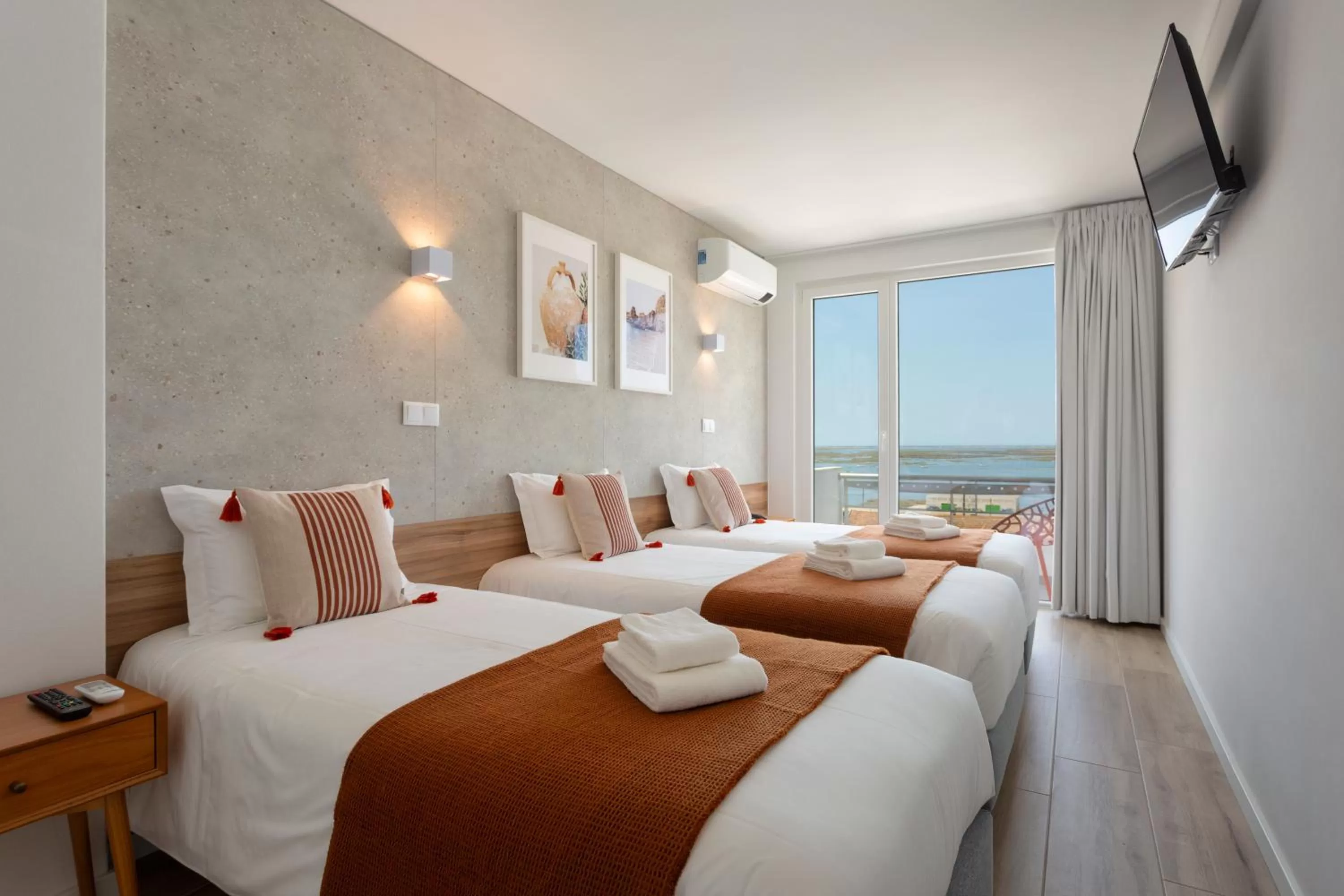 Bed in Hotel Made inn Faro