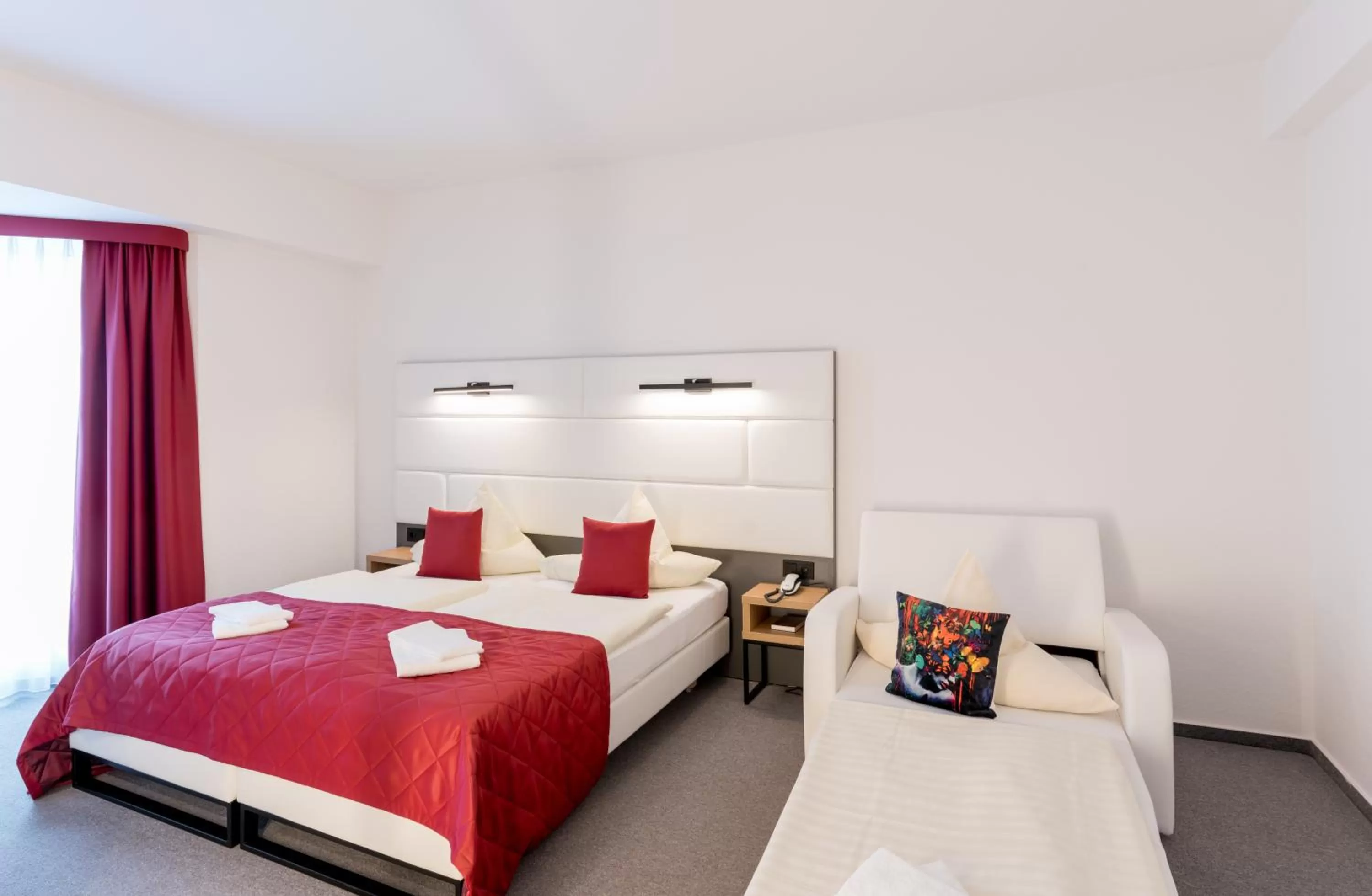 Bed in Hotel Stadtfeld