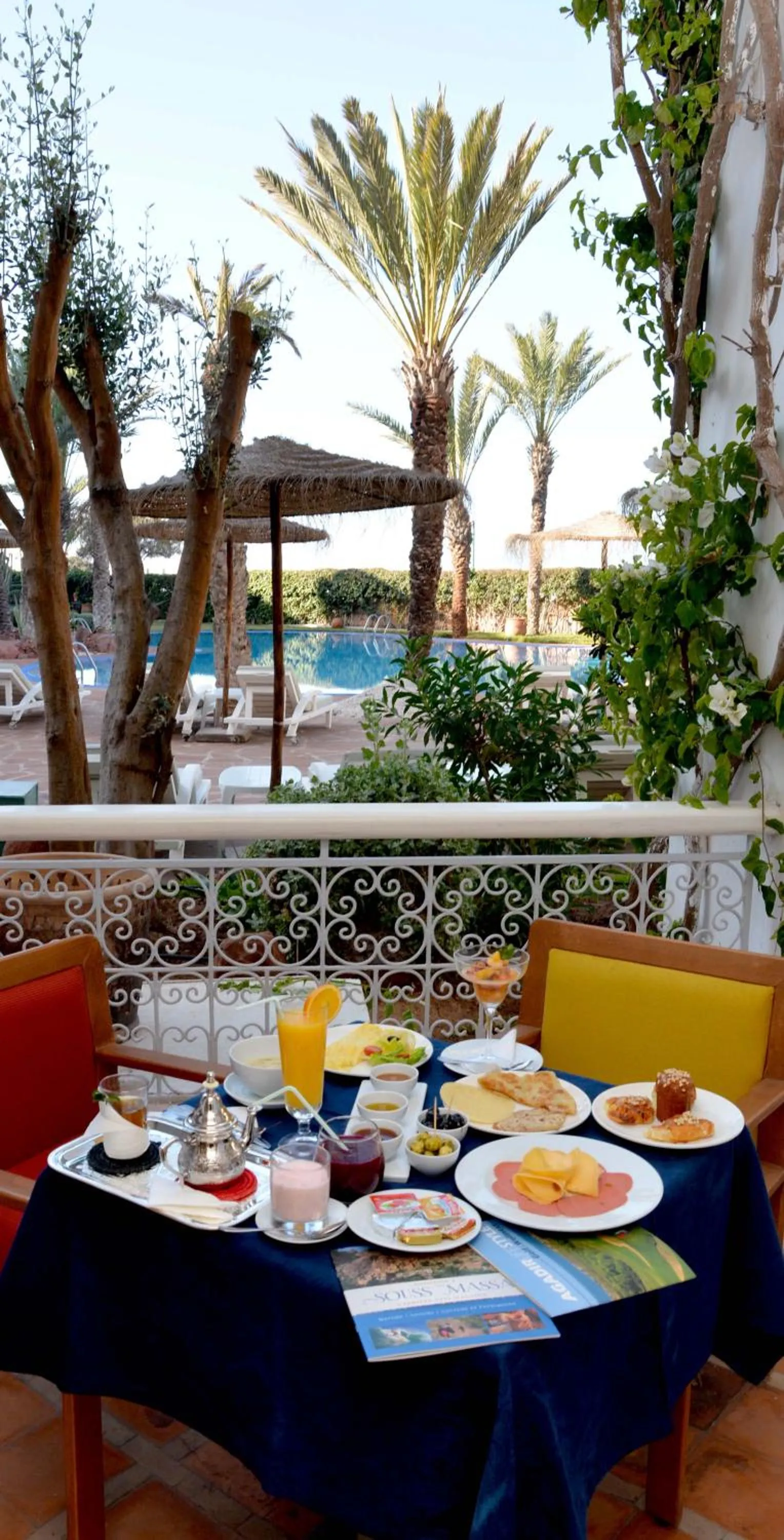 Breakfast in Borjs Hotel Suites & Spa