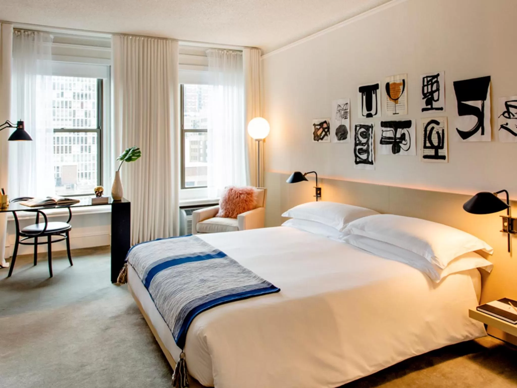 Bedroom in Ambassador Chicago, part of JdV by Hyatt