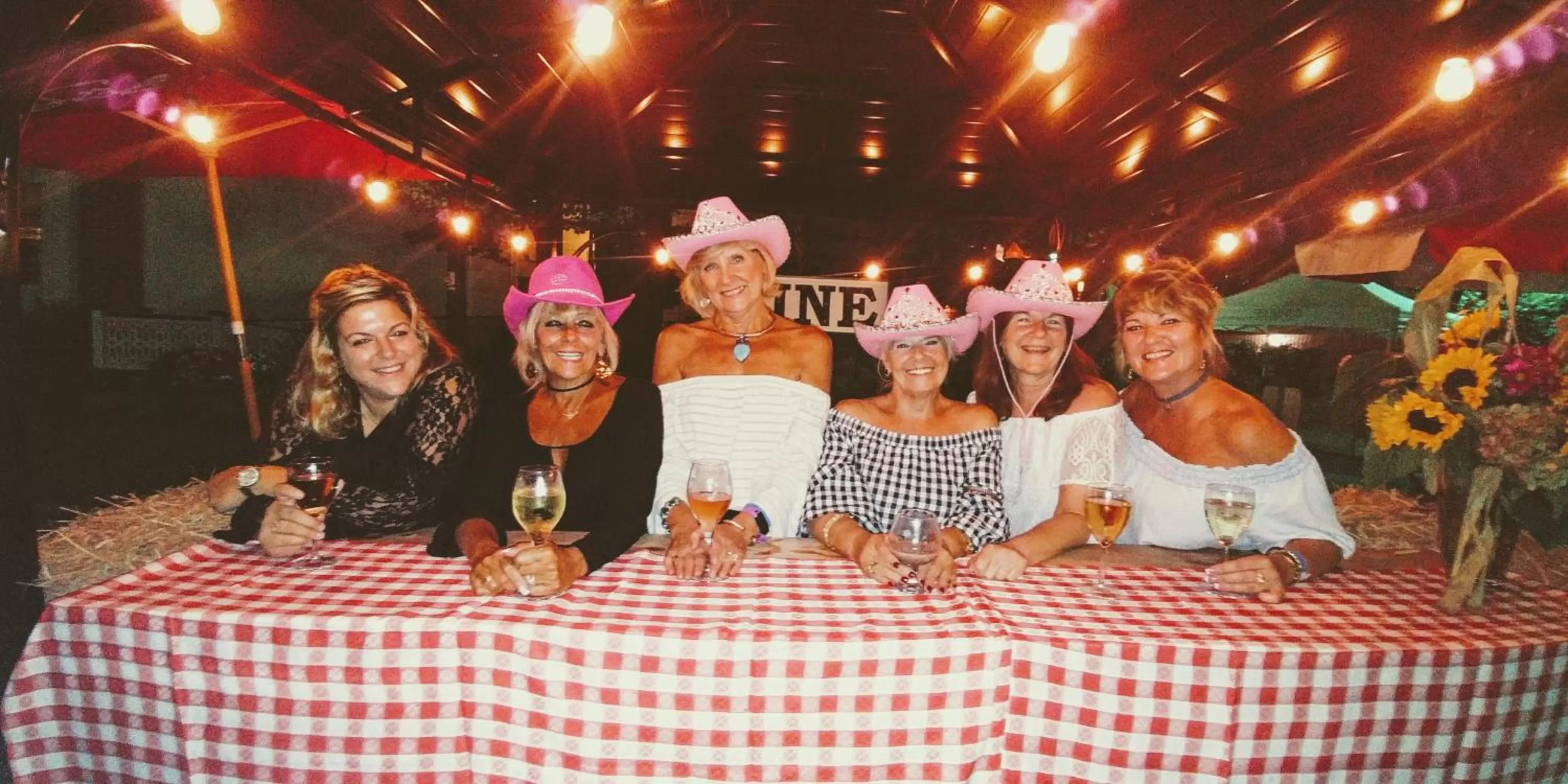 Restaurant/places to eat in Elaine's Cape May Boutique Hotel