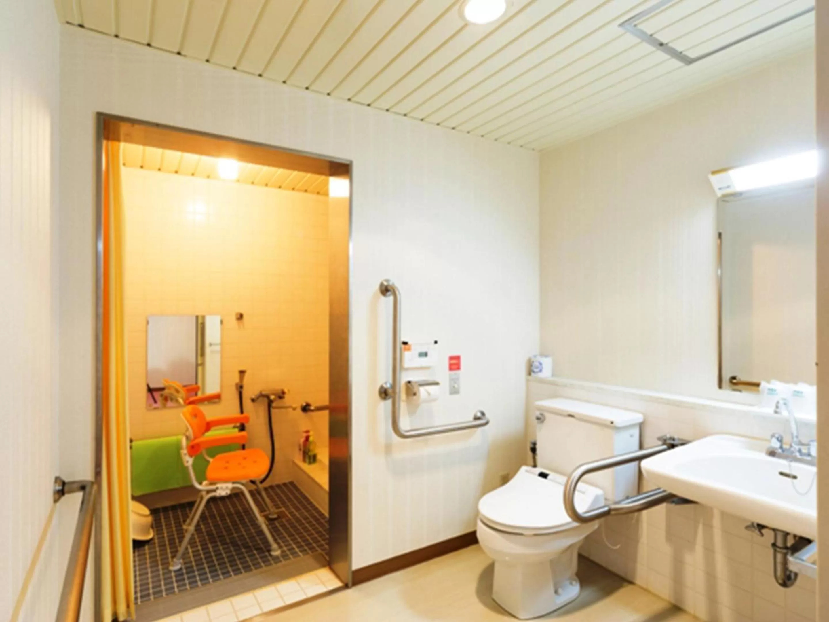 Shower in Hiroshima International Youth House JMS Aster Plaza