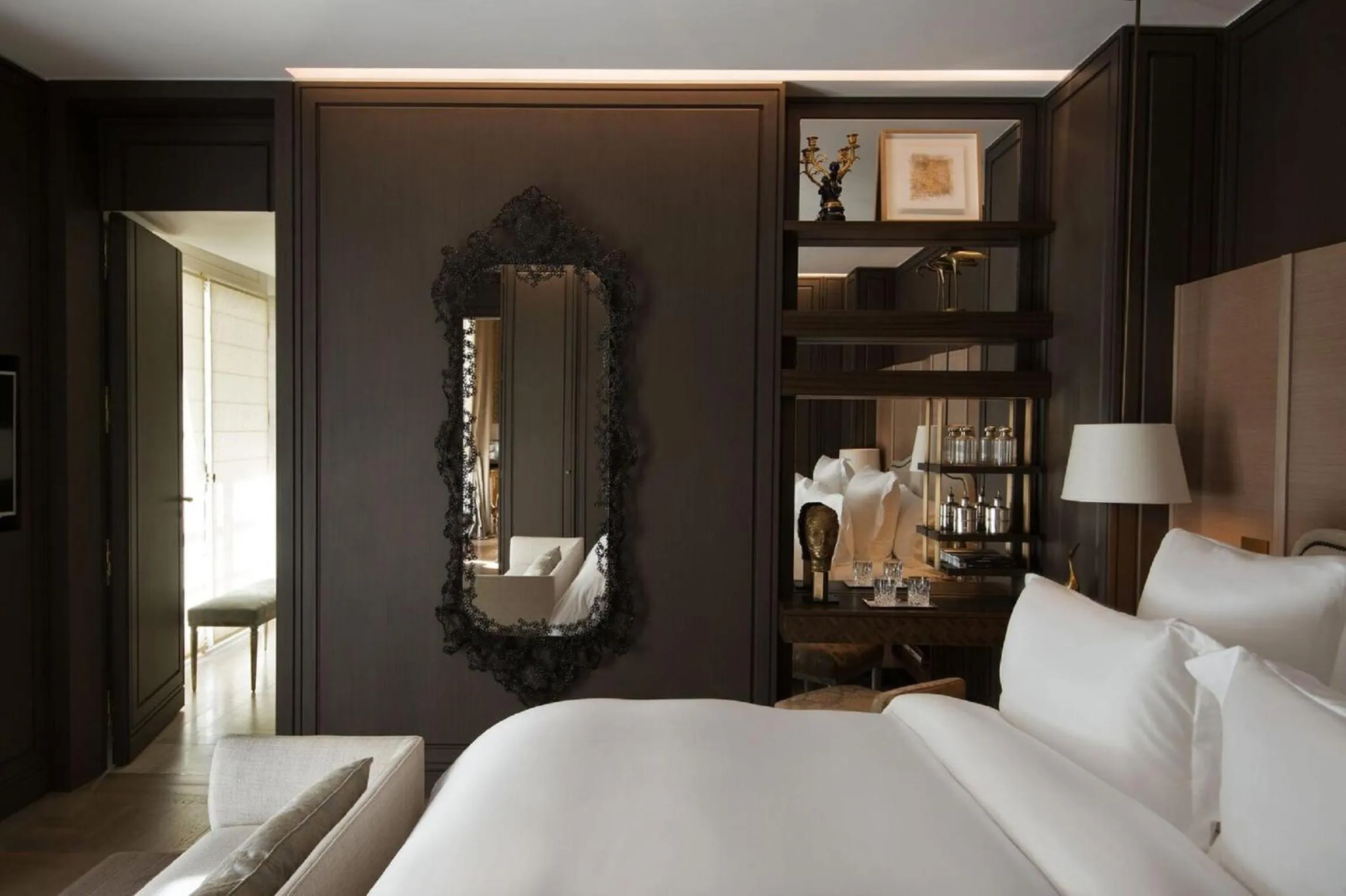 Bed in Hotel de Crillon