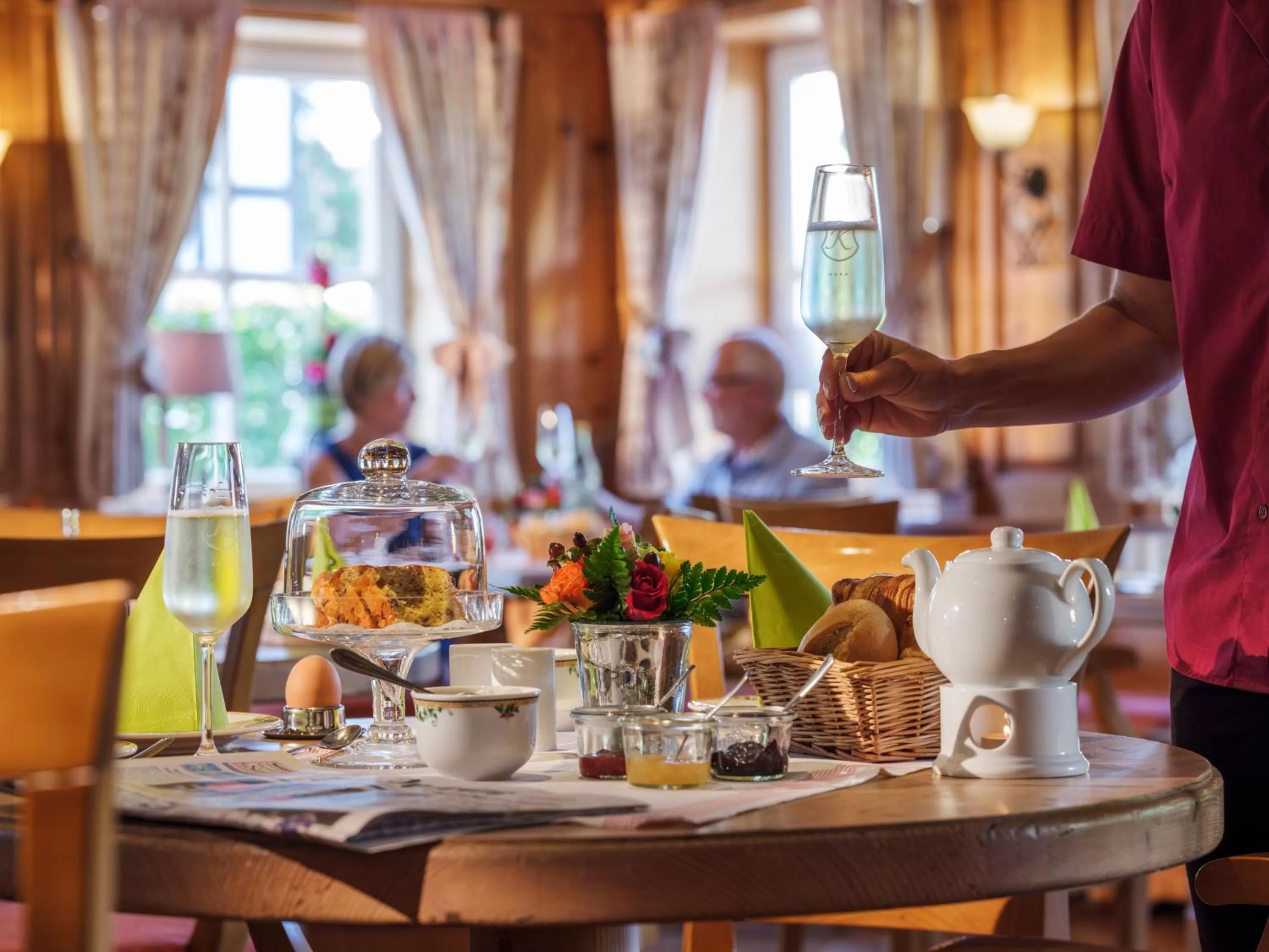 Food and drinks, Restaurant/Places to Eat in Romantik Hotel Knippschild