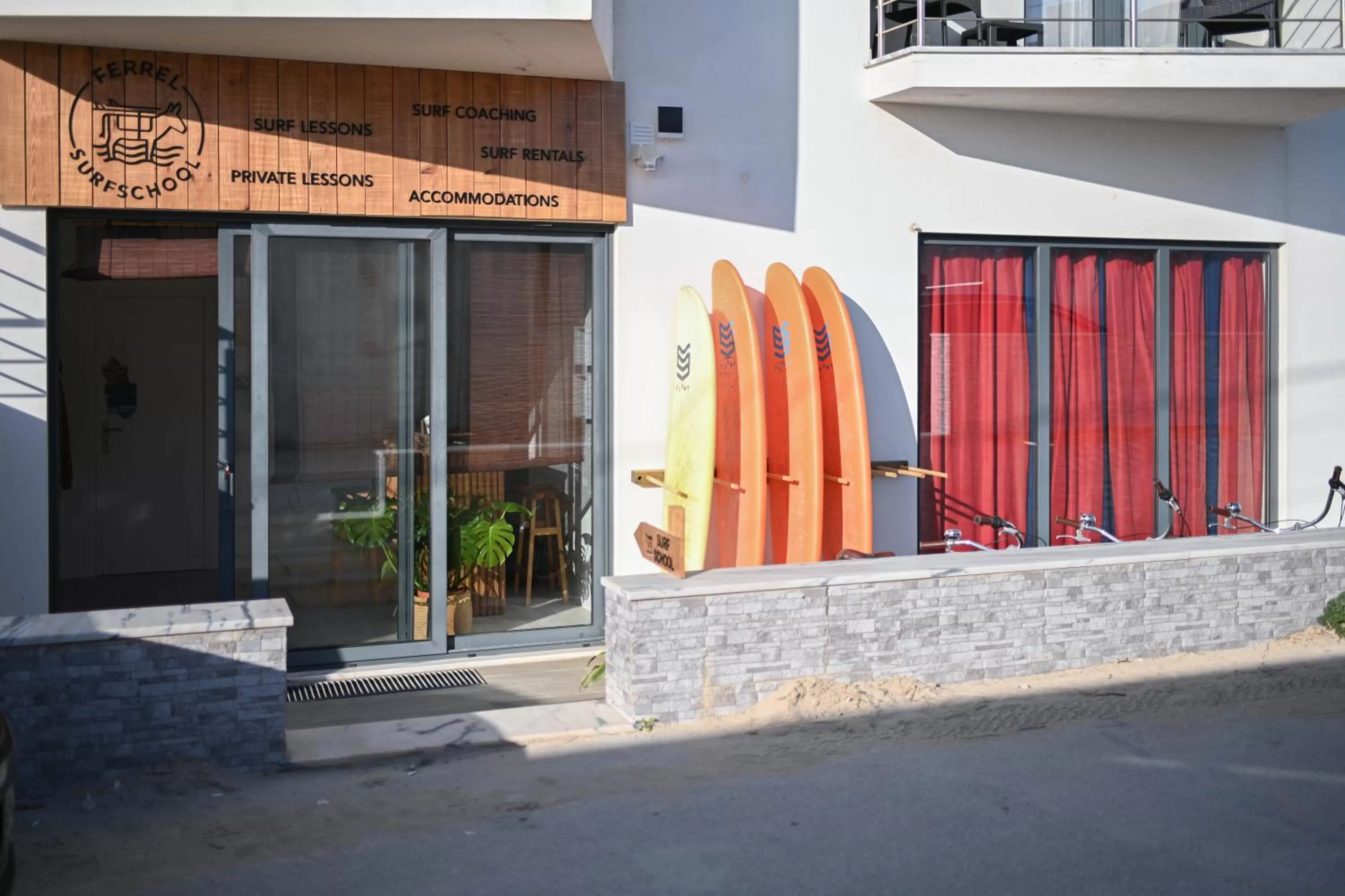 Property building in Ferrel Surf House