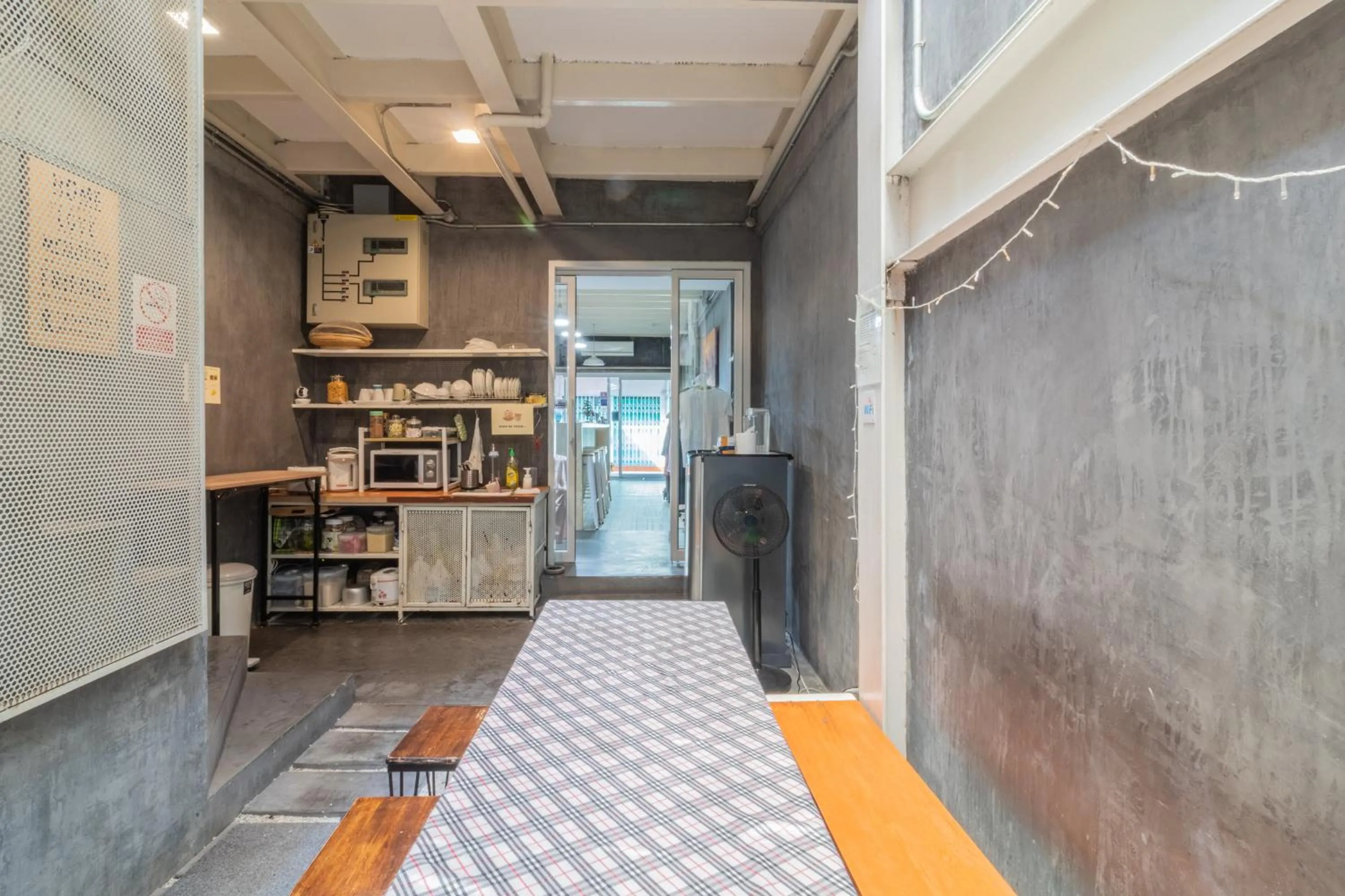 Area and facilities in On the Bed Hostel