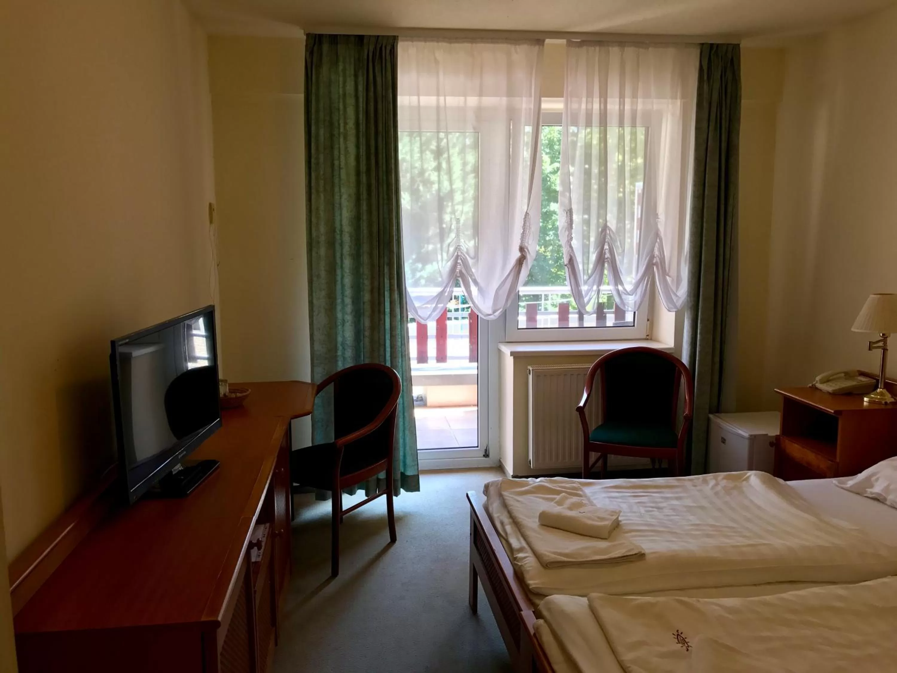 Bedroom, Bed in Well Hotel