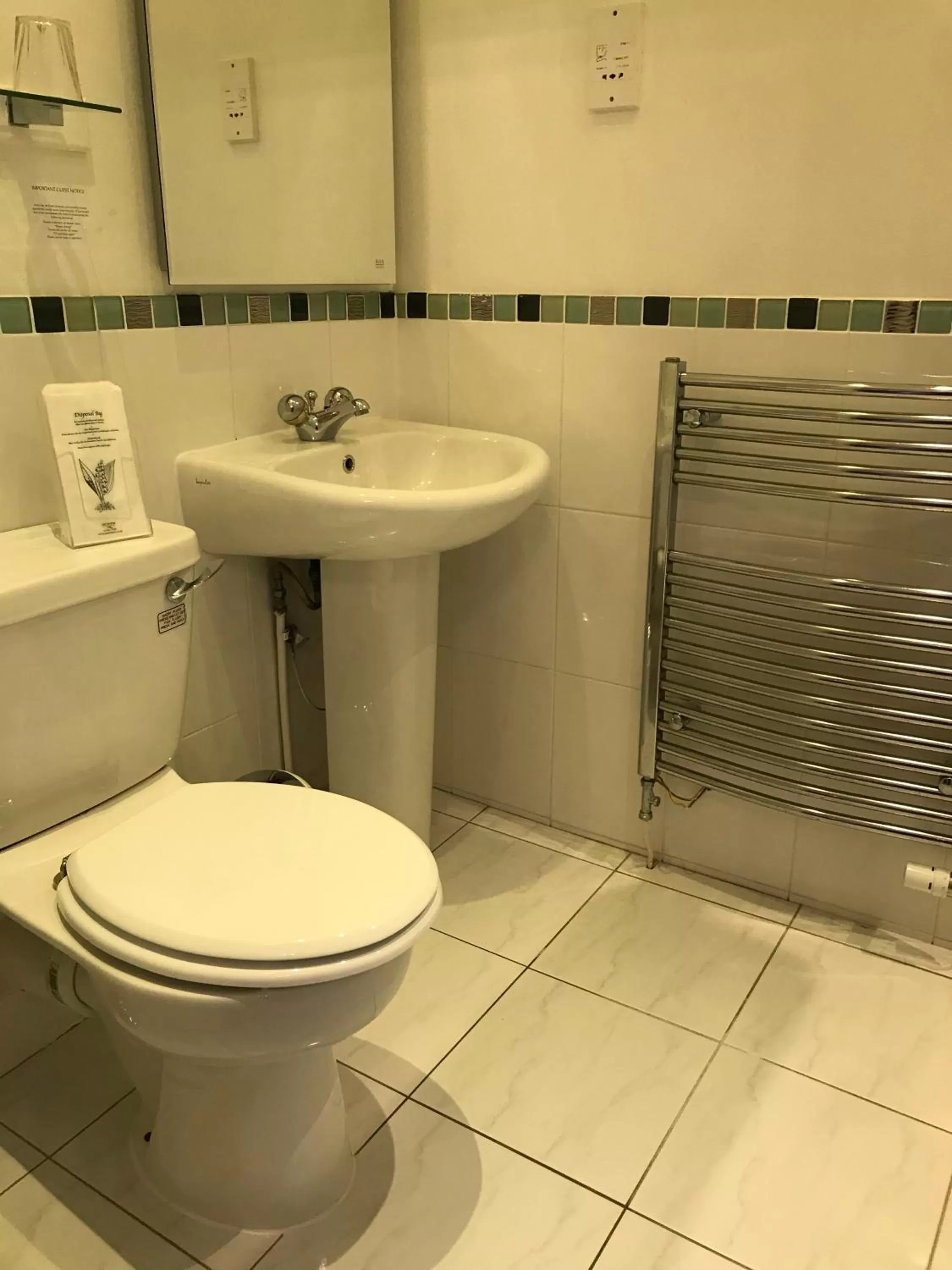 Bathroom in West End Guest House