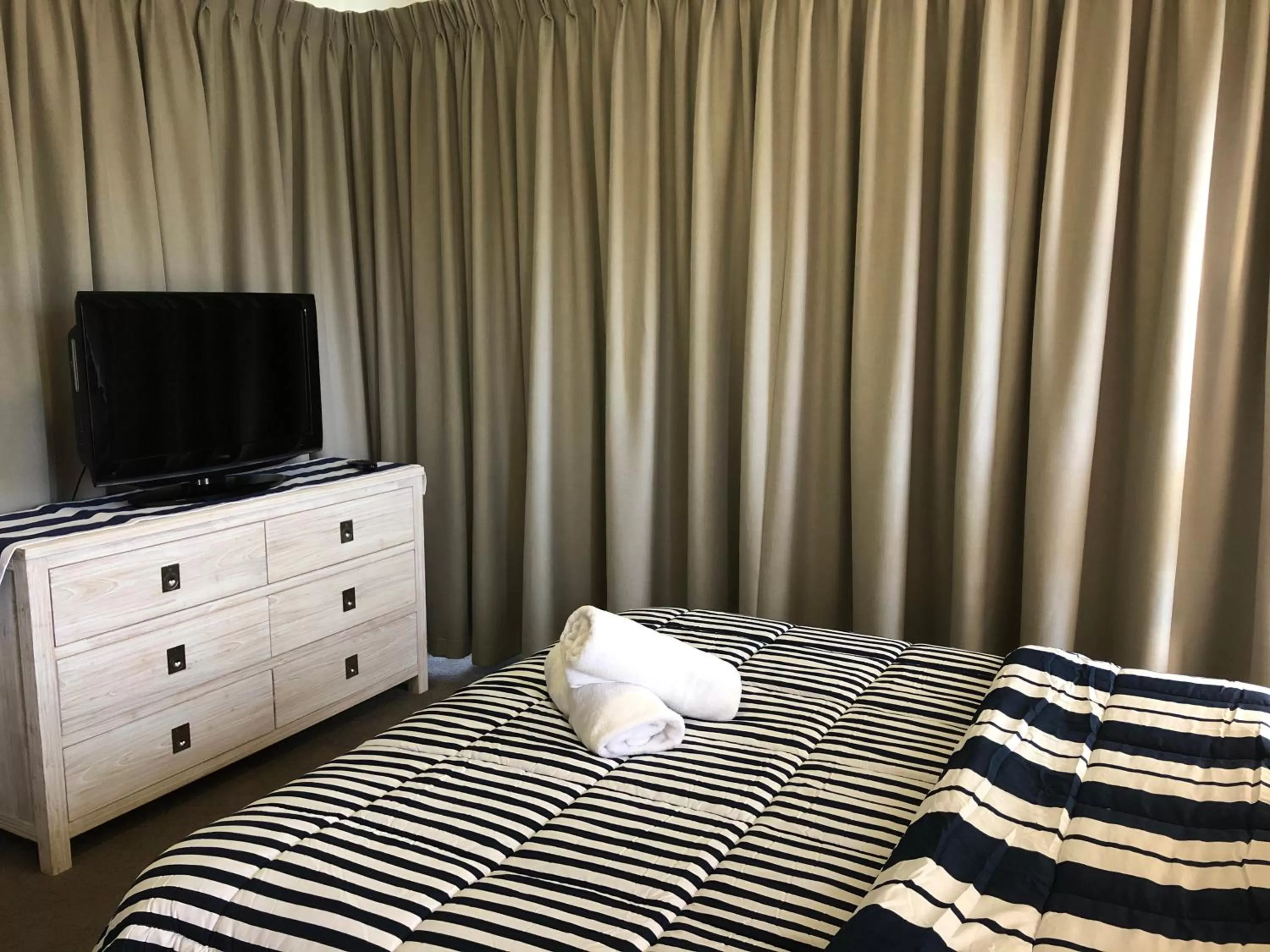 Bathroom in Boathouse Resort (Water Front)