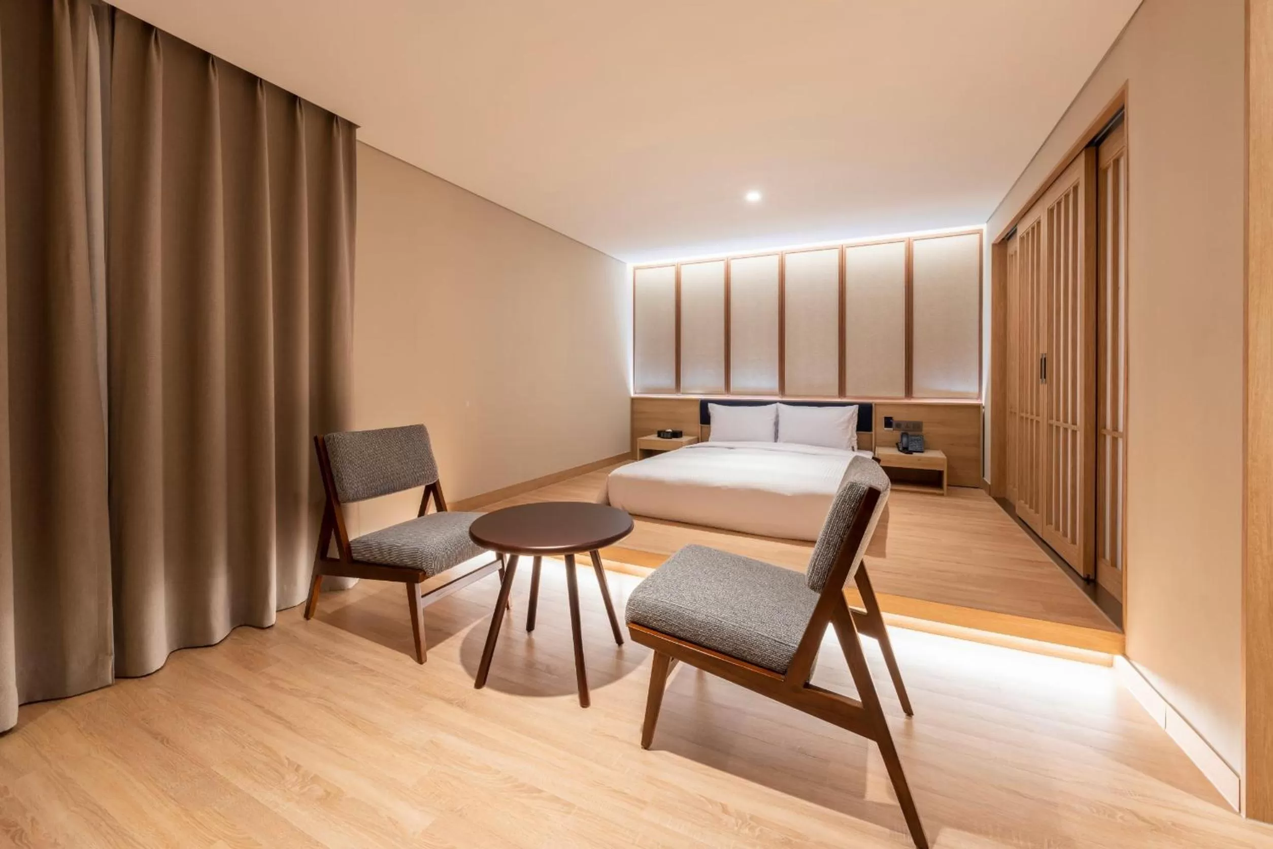 Photo of the whole room, Bed in Hotel Foret The Spa