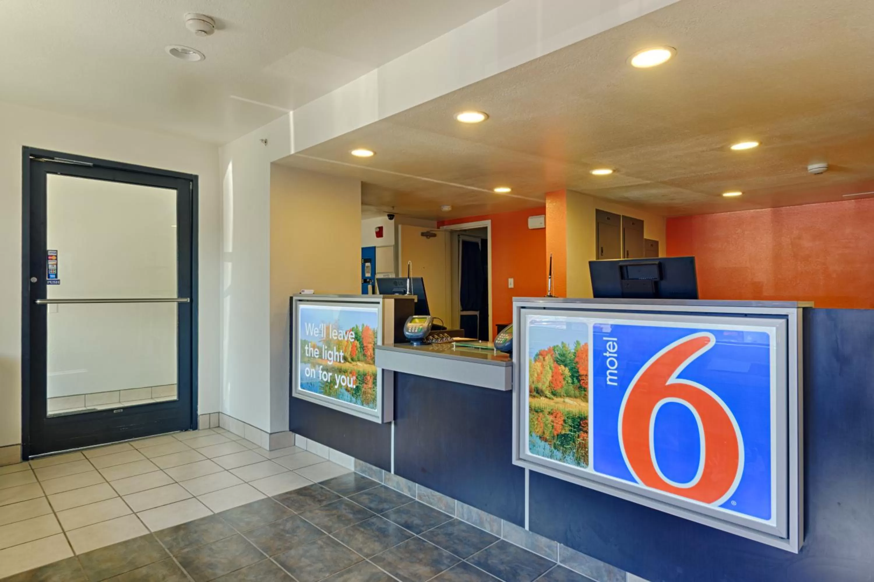 Facade/entrance in Motel 6-Laurel, DC - Washington Northeast