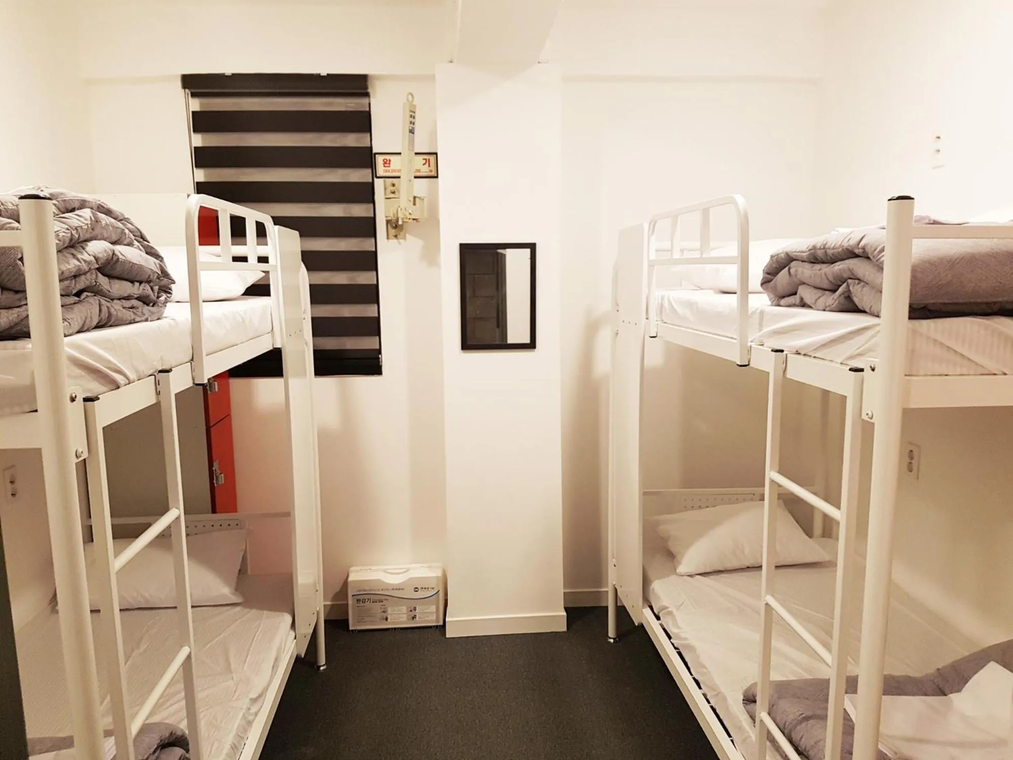 Bedroom, Bed in One Way Guesthouse Busan