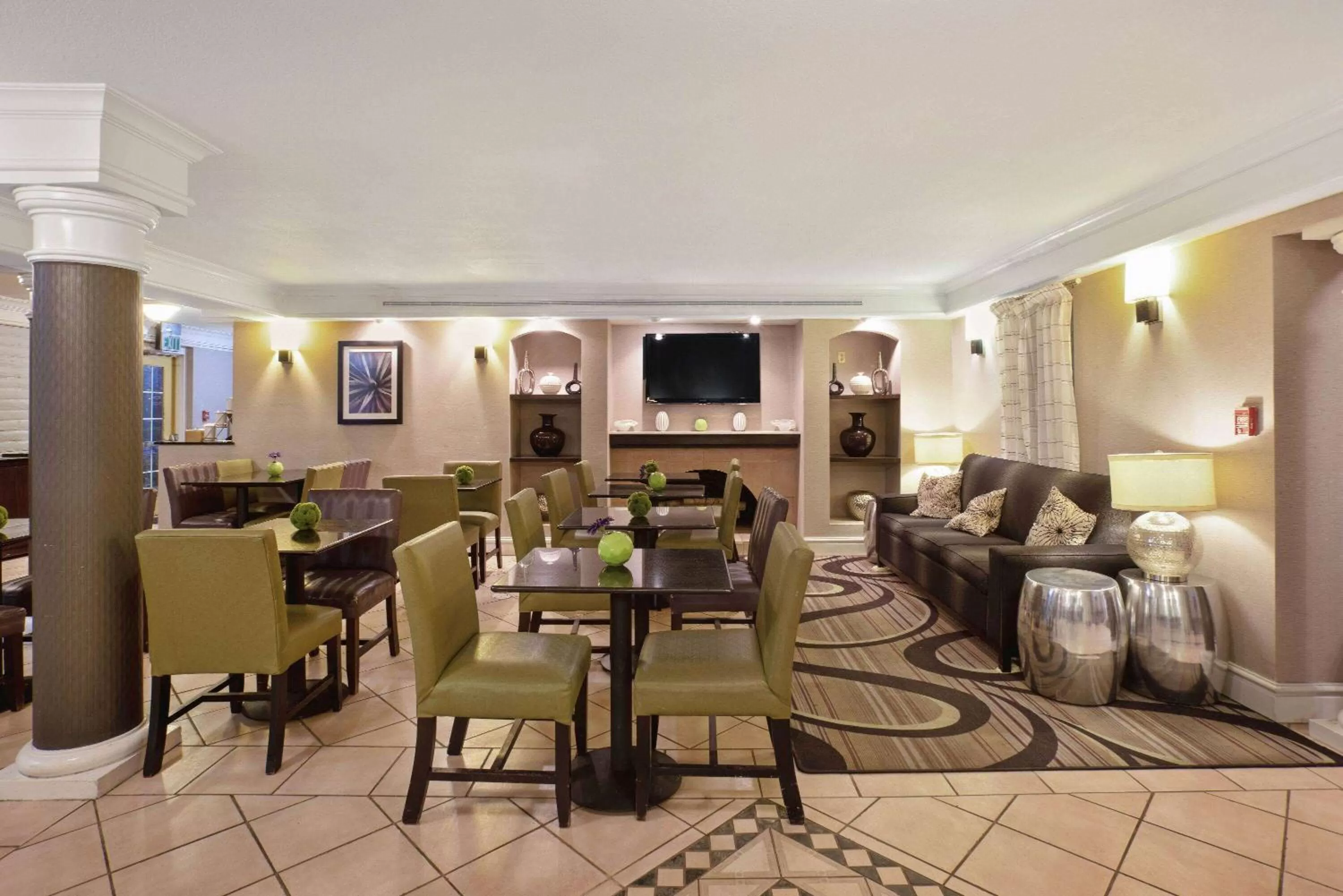 Lobby or reception in La Quinta Inn by Wyndham Denver Golden
