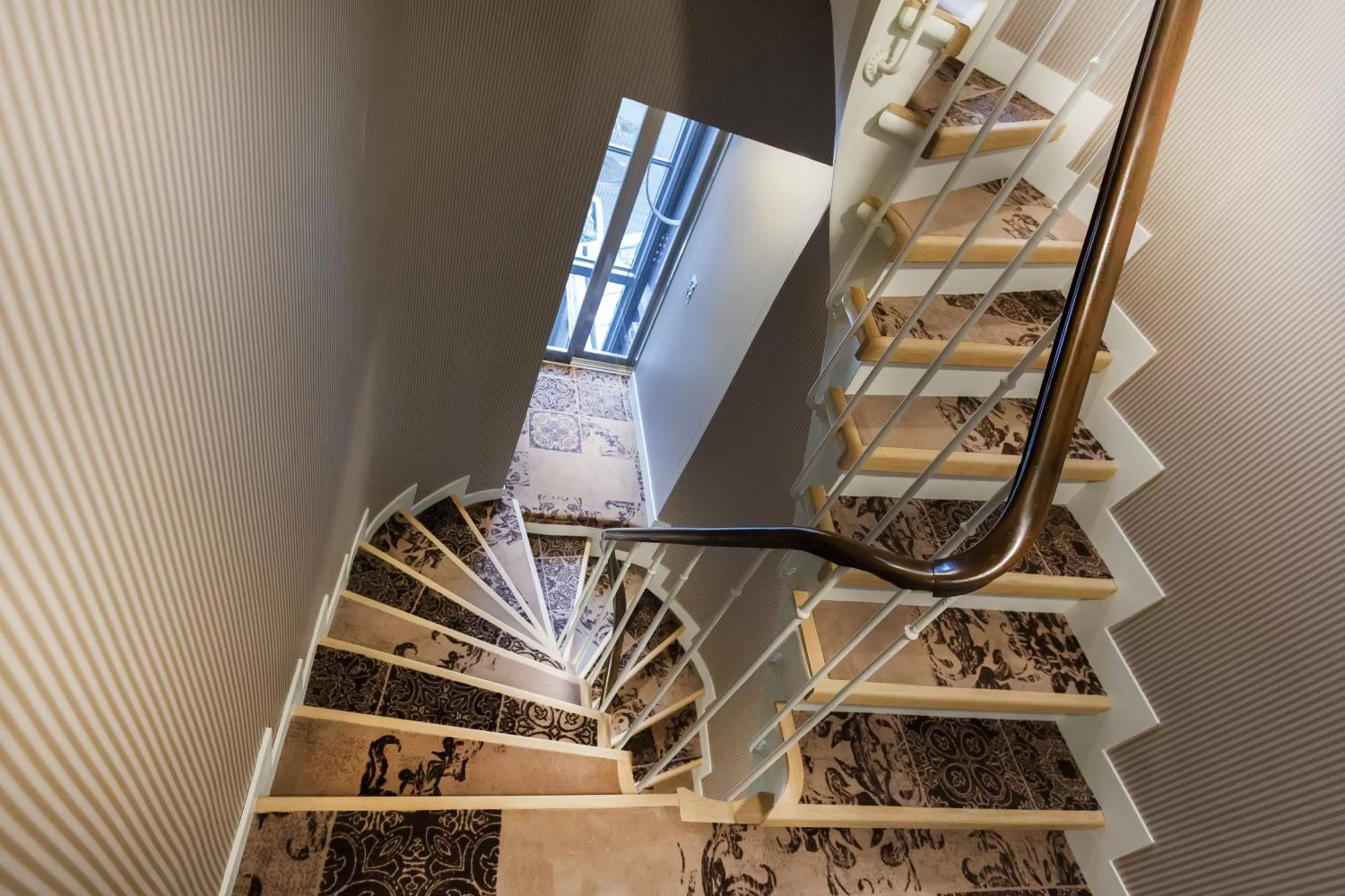 Decorative detail in Le Mireille