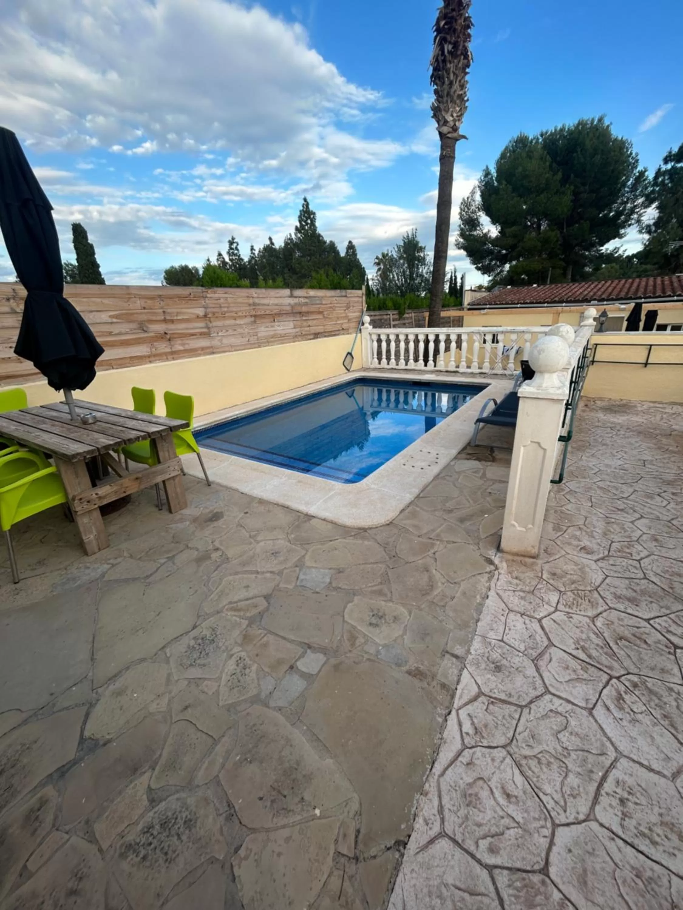 Swimming pool in Casa Robion