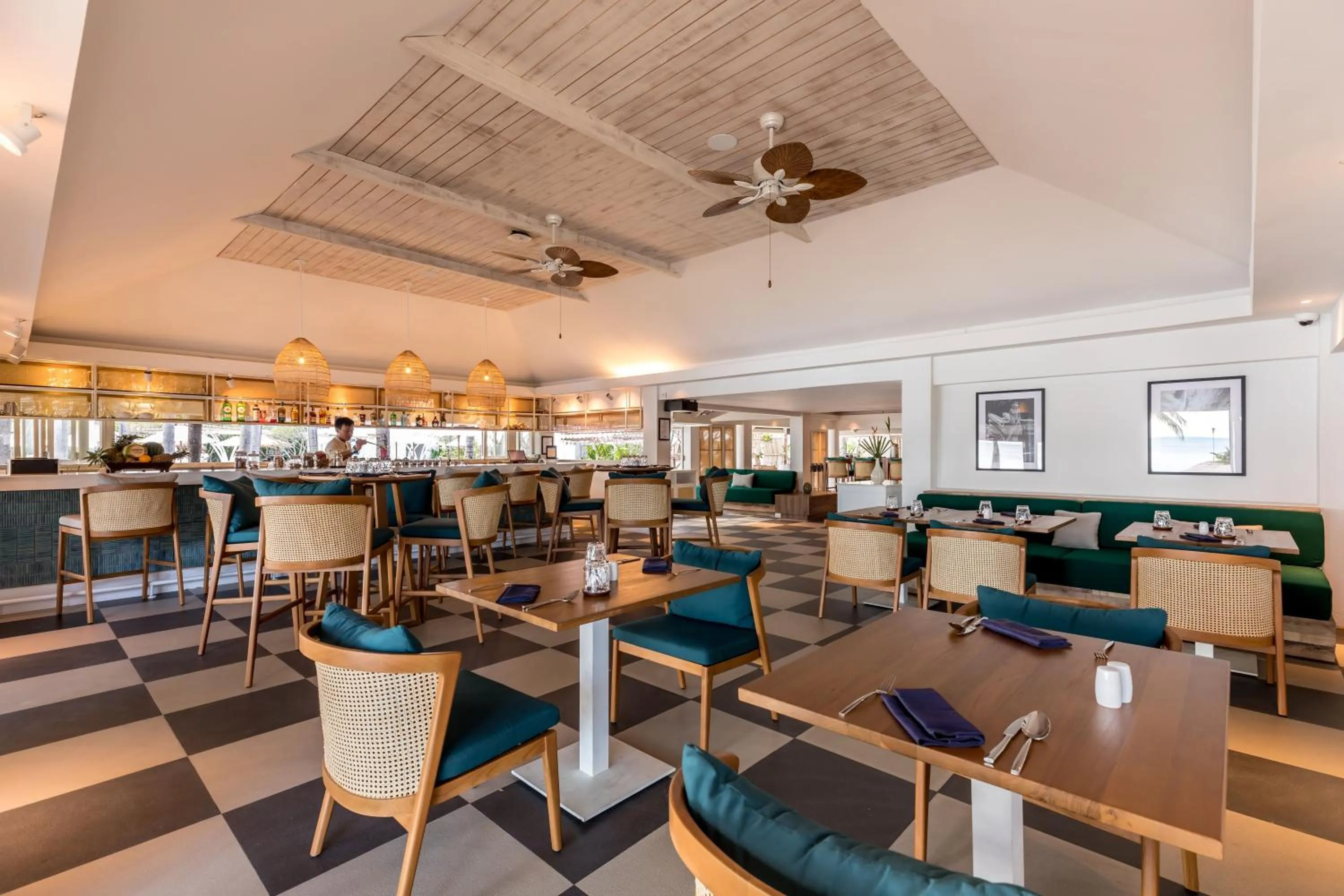 Restaurant/places to eat in OUTRIGGER Koh Samui Beach Resort