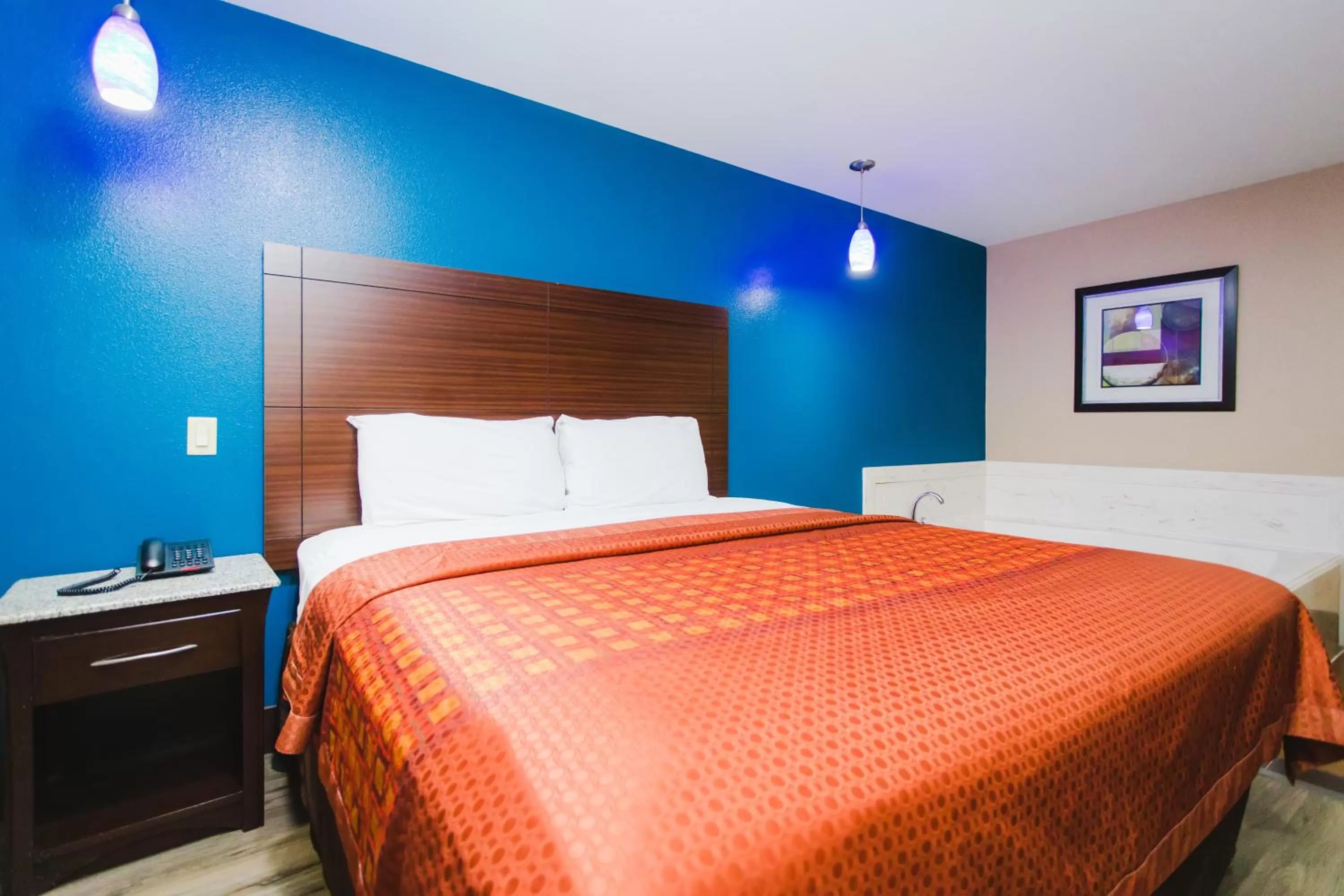 Bed in Home Place Inn