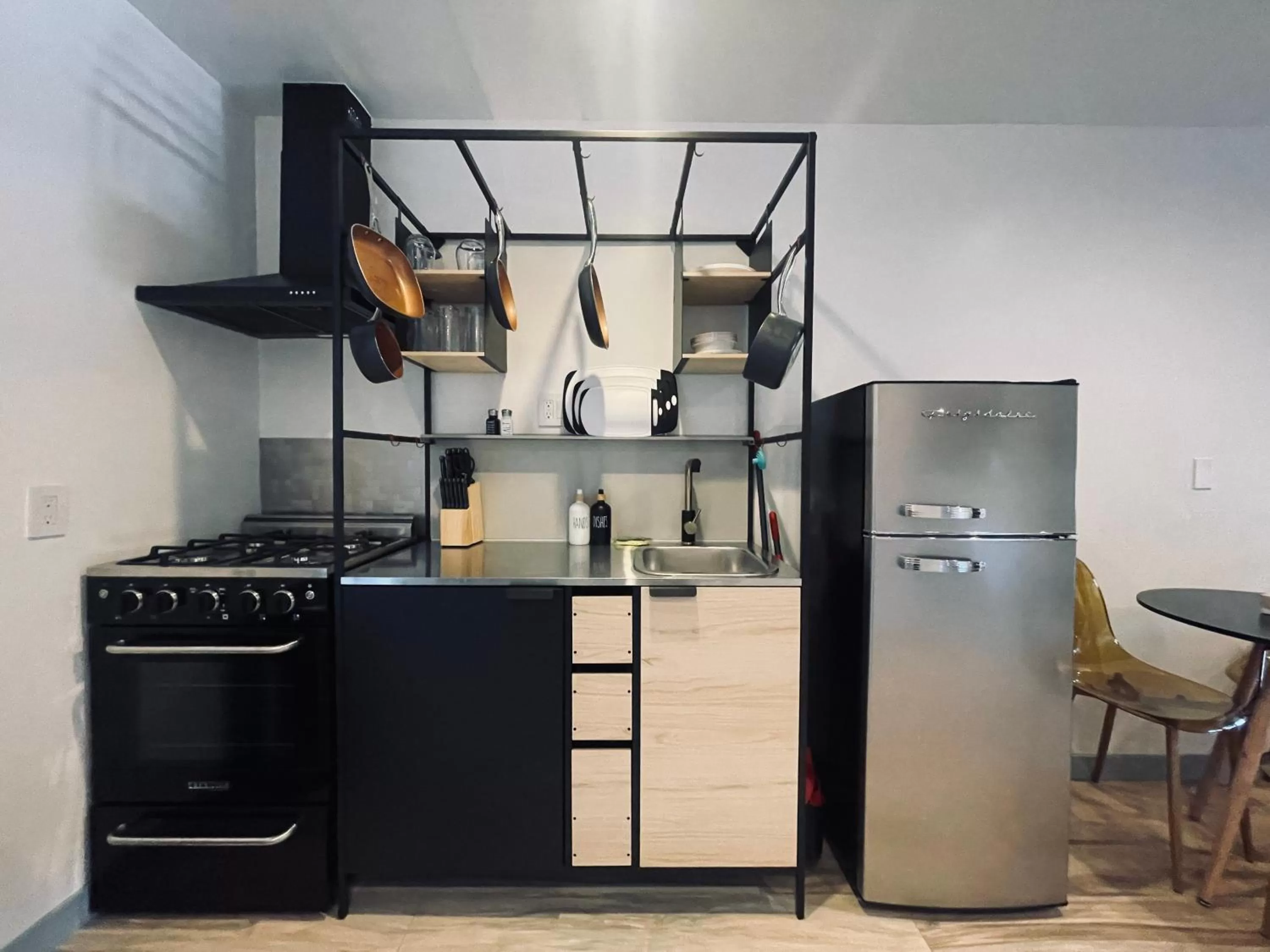 Kitchen or kitchenette in Hotel Koxie