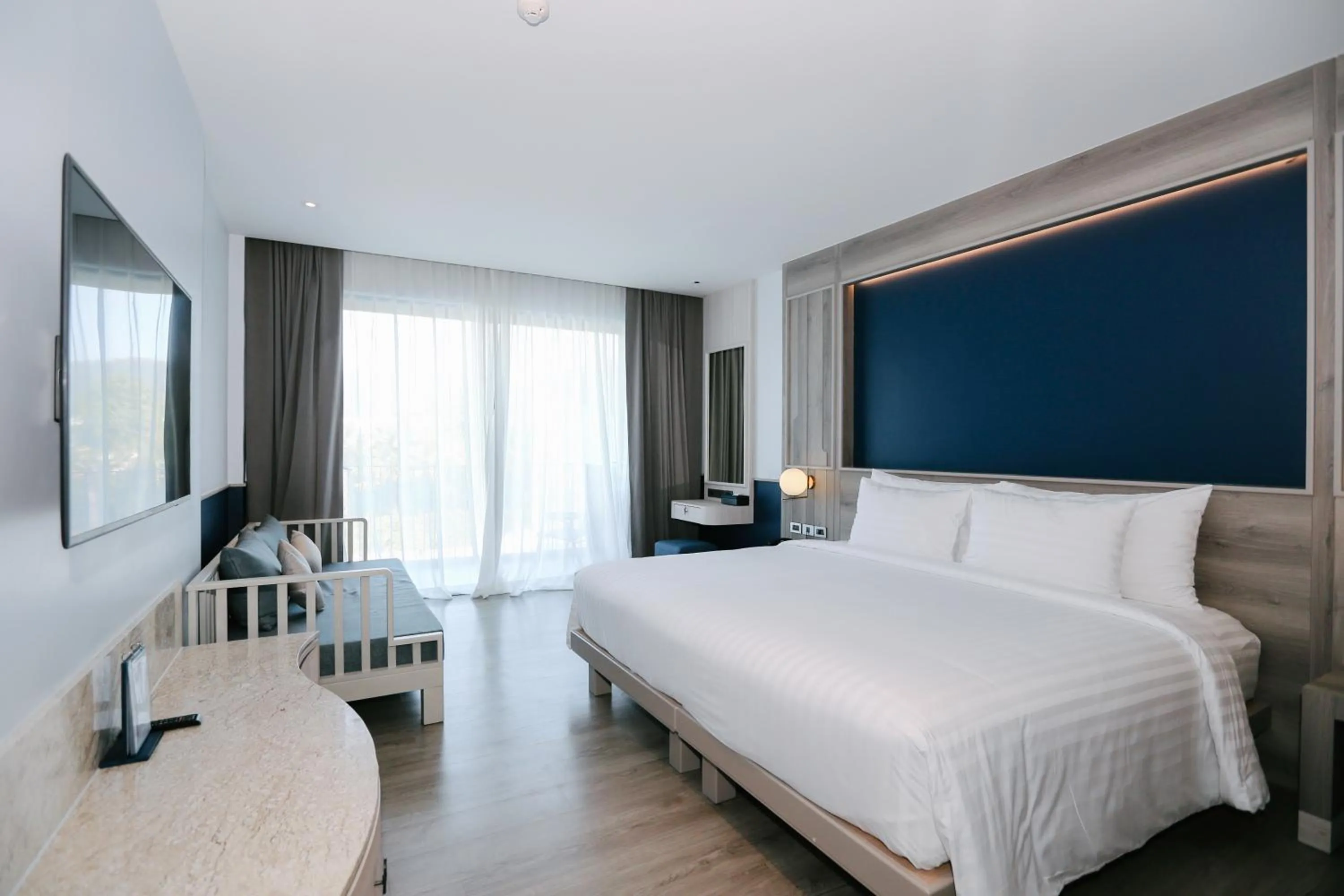 Bed in Seabed Grand Hotel Phuket - SHA Extra Plus