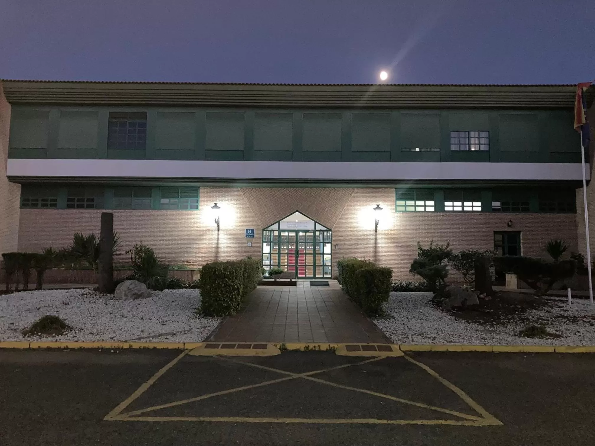 Facade/entrance in Hotel Almagro