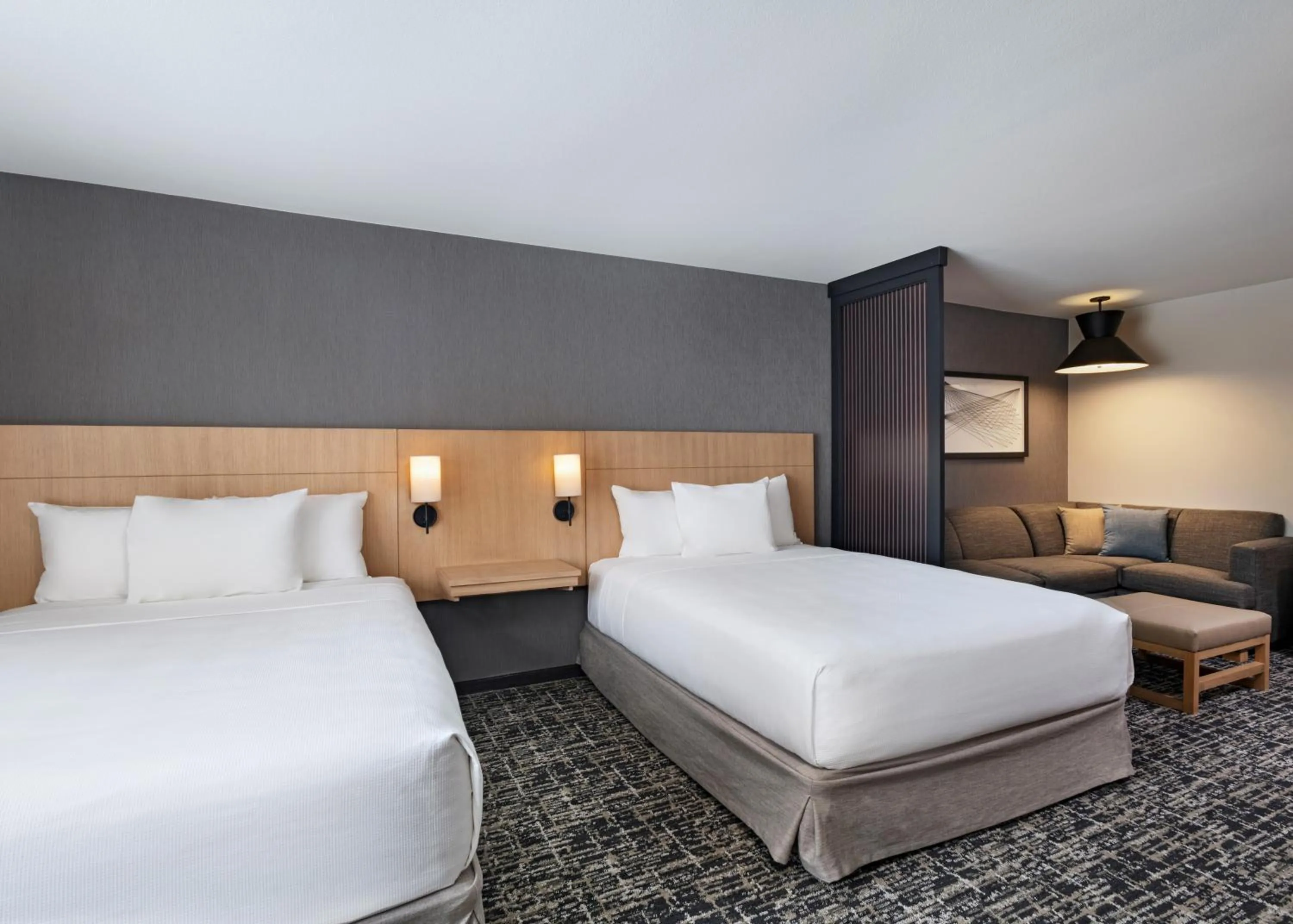 Photo of the whole room, Bed in Hyatt Place Austin Lake Travis/Four Points