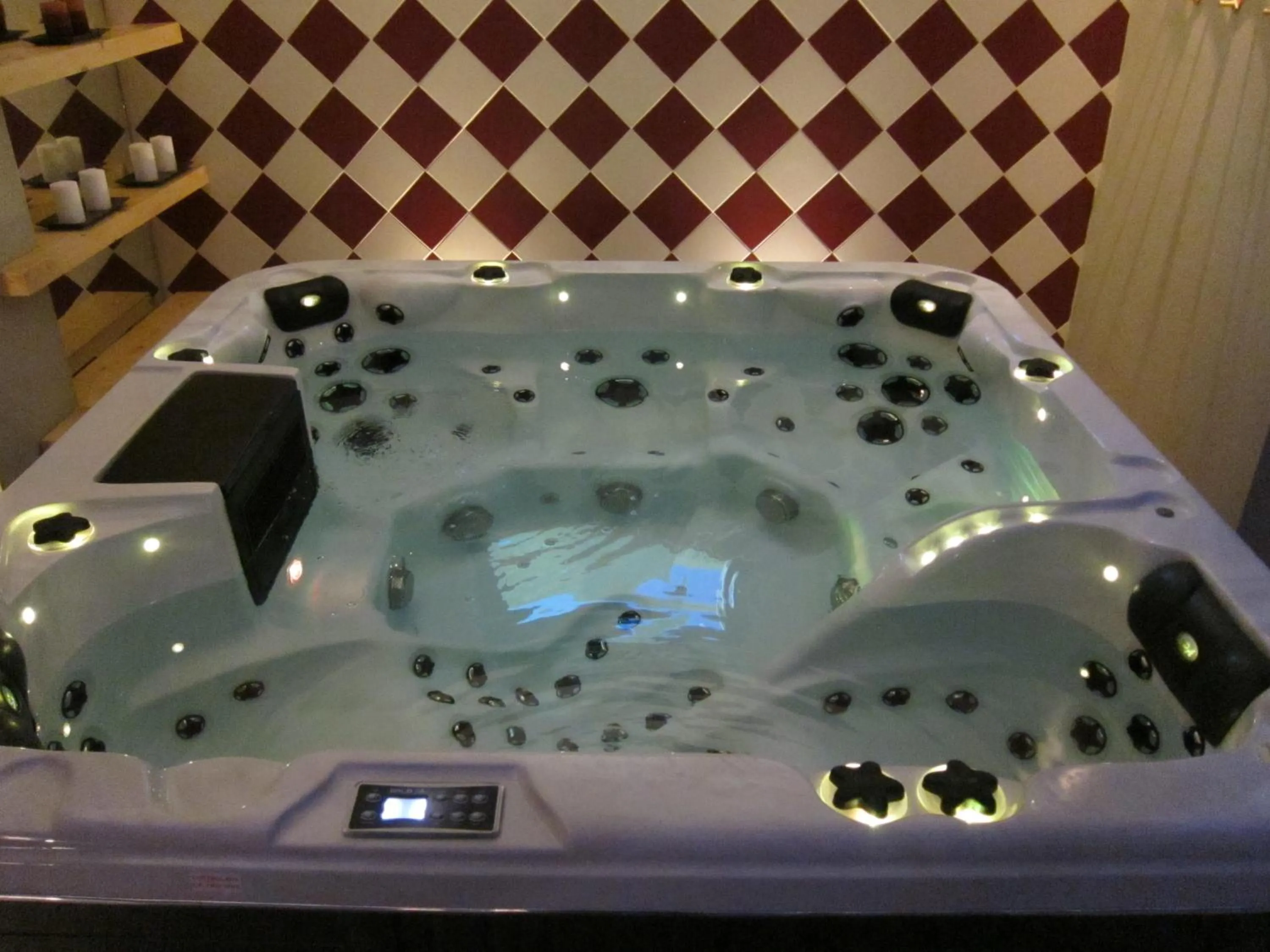 Entertainment in Atlantis Beach Hotel