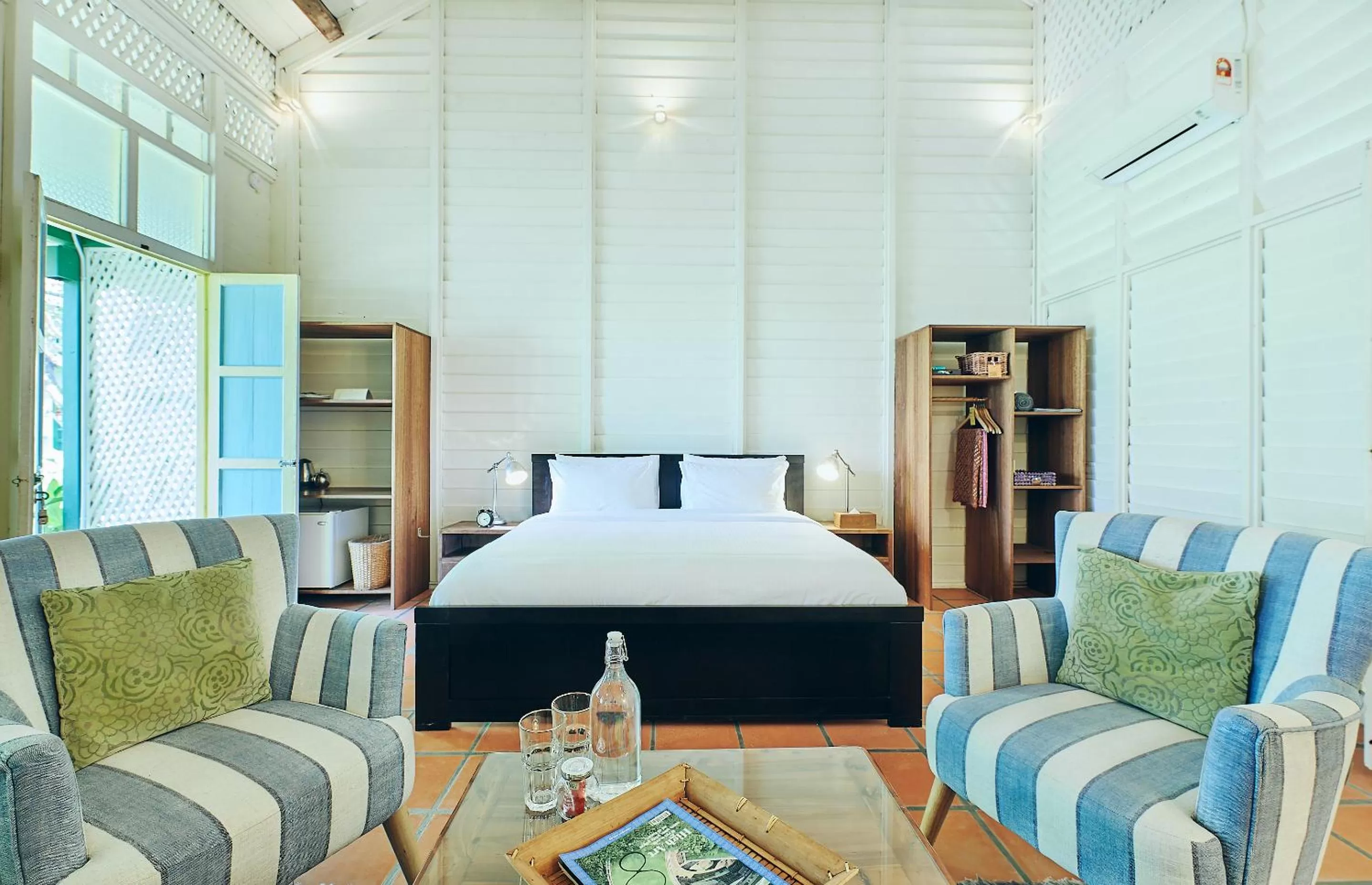 Bedroom, Bed in Temple Tree Resort