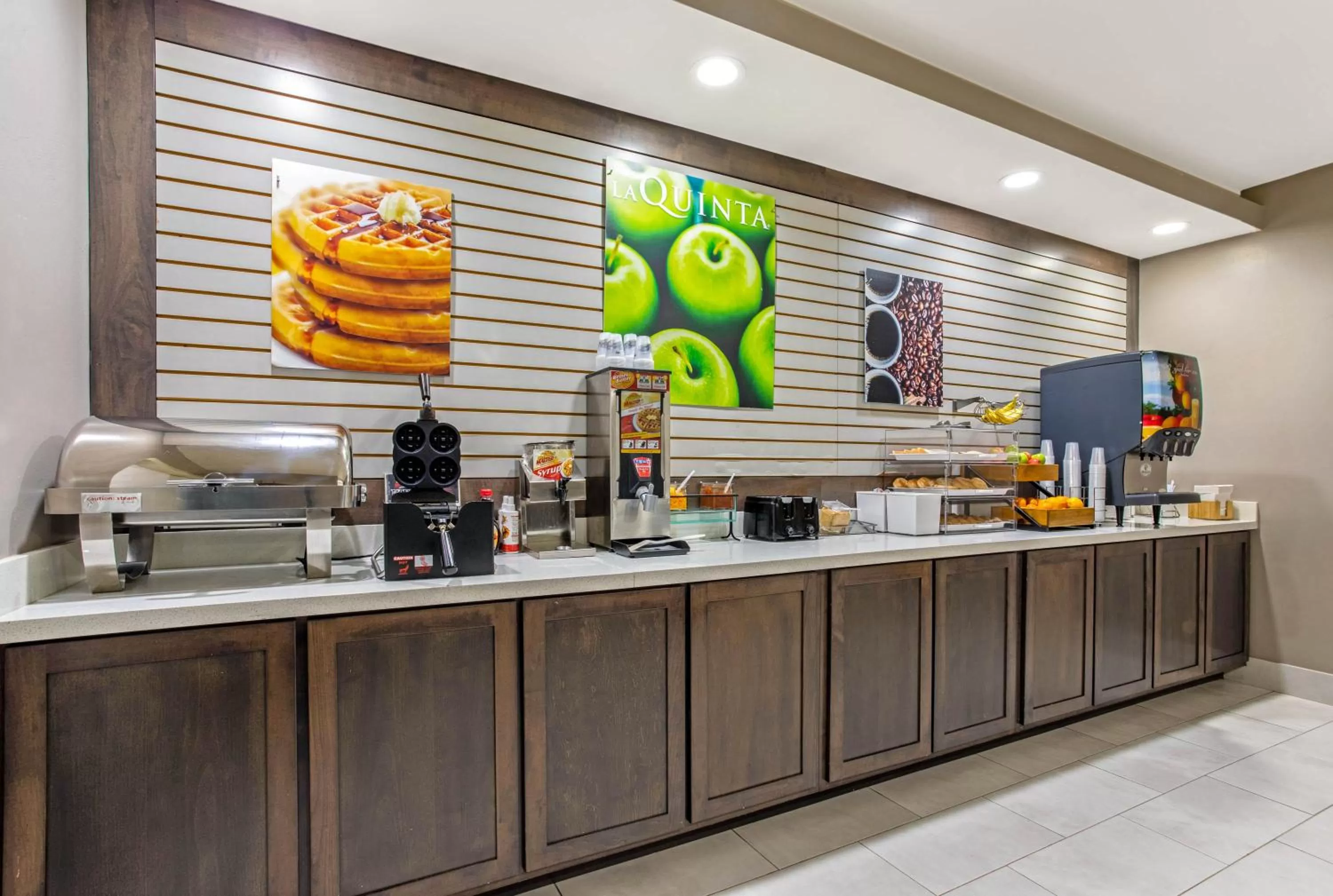 Breakfast in La Quinta by Wyndham Hopkinsville