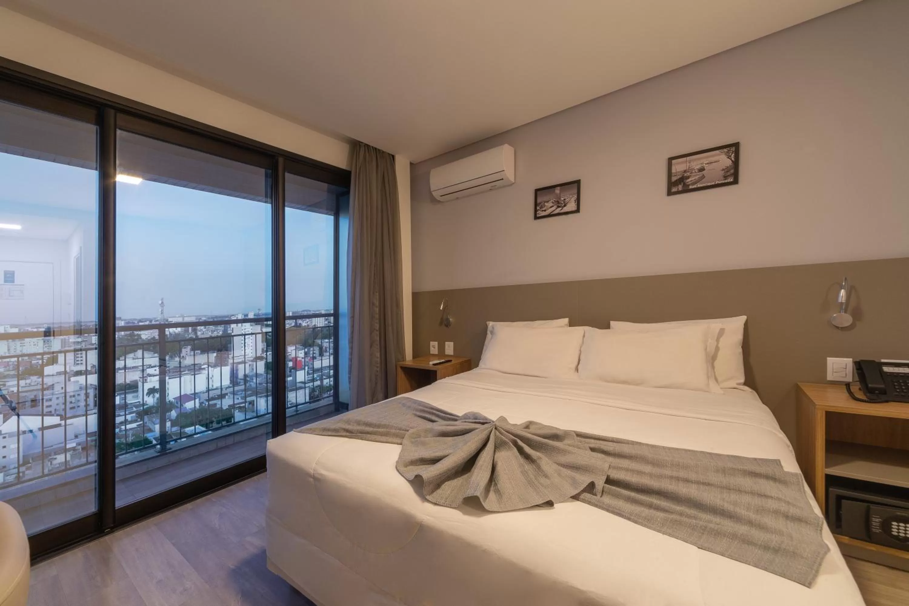 Bed in Hotel Laghetto Rio Grande