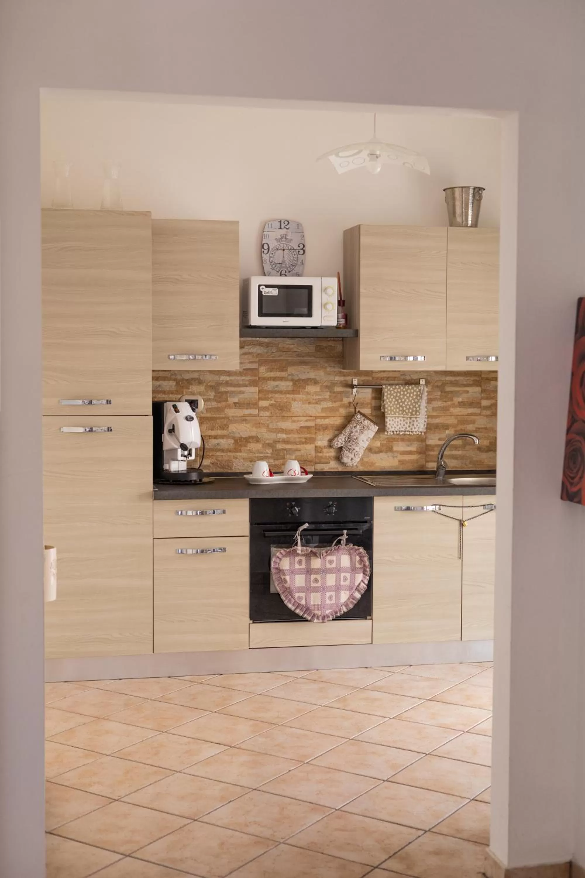 Communal kitchen, Kitchen/Kitchenette in Emotions