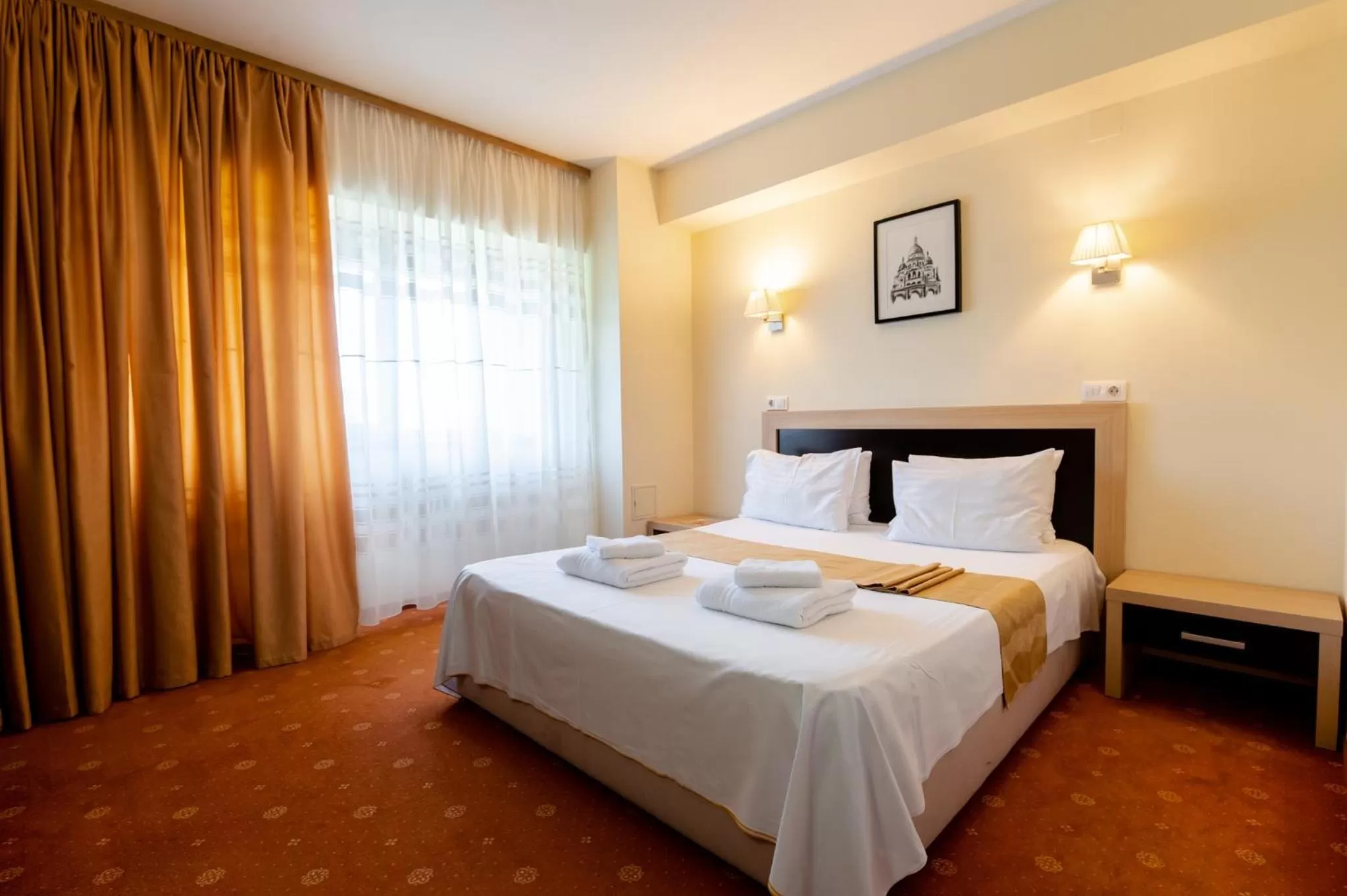 Photo of the whole room, Bed in Hotel Oxford By TimHotels