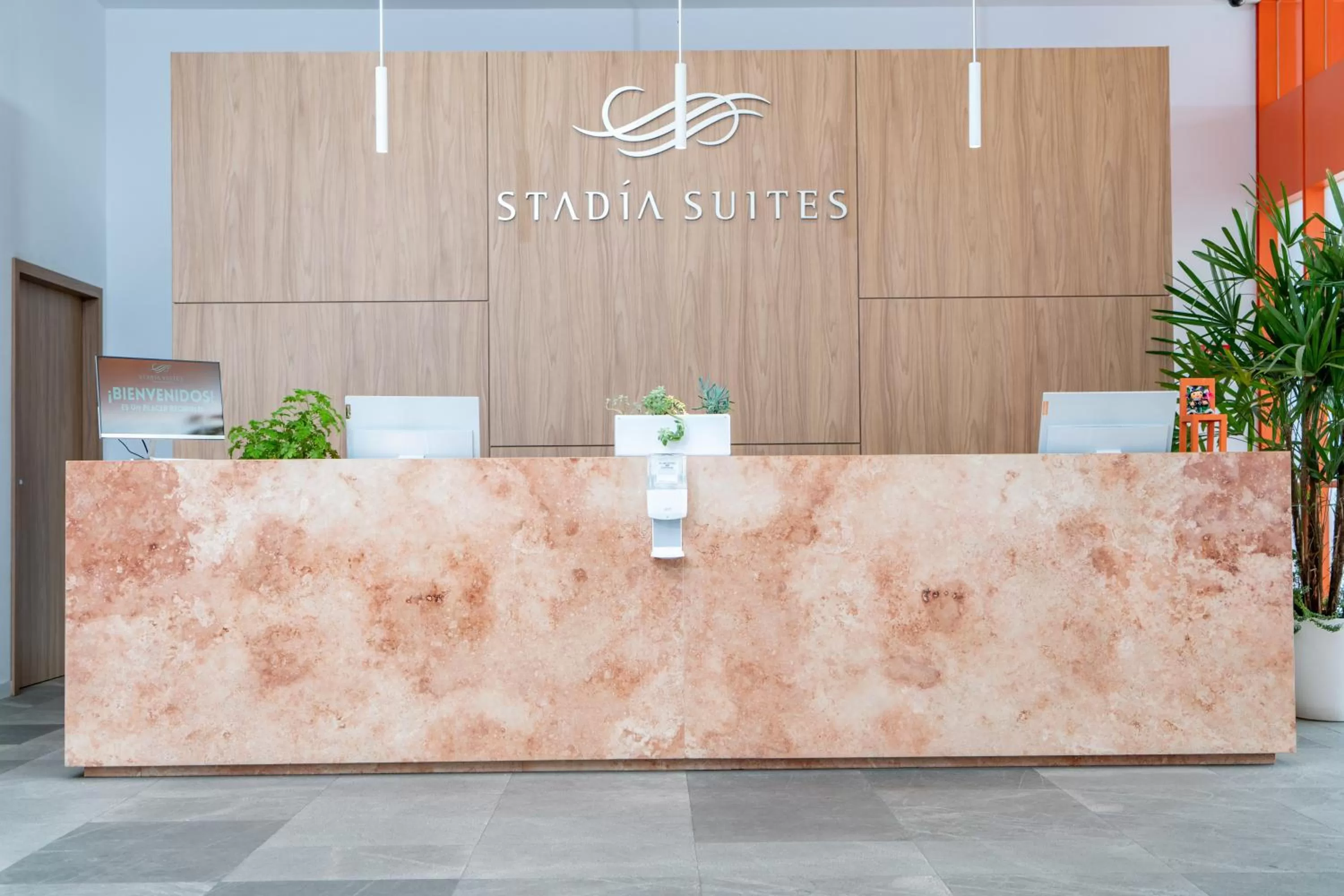 Lobby or reception in Stadía Suites Querétaro Centro Histórico