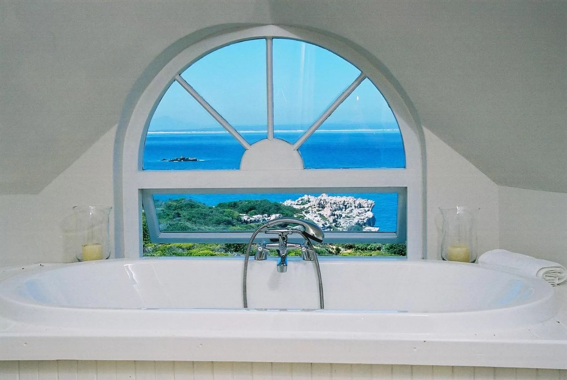 Bathroom in 11 WESTCLIFF RENTALS